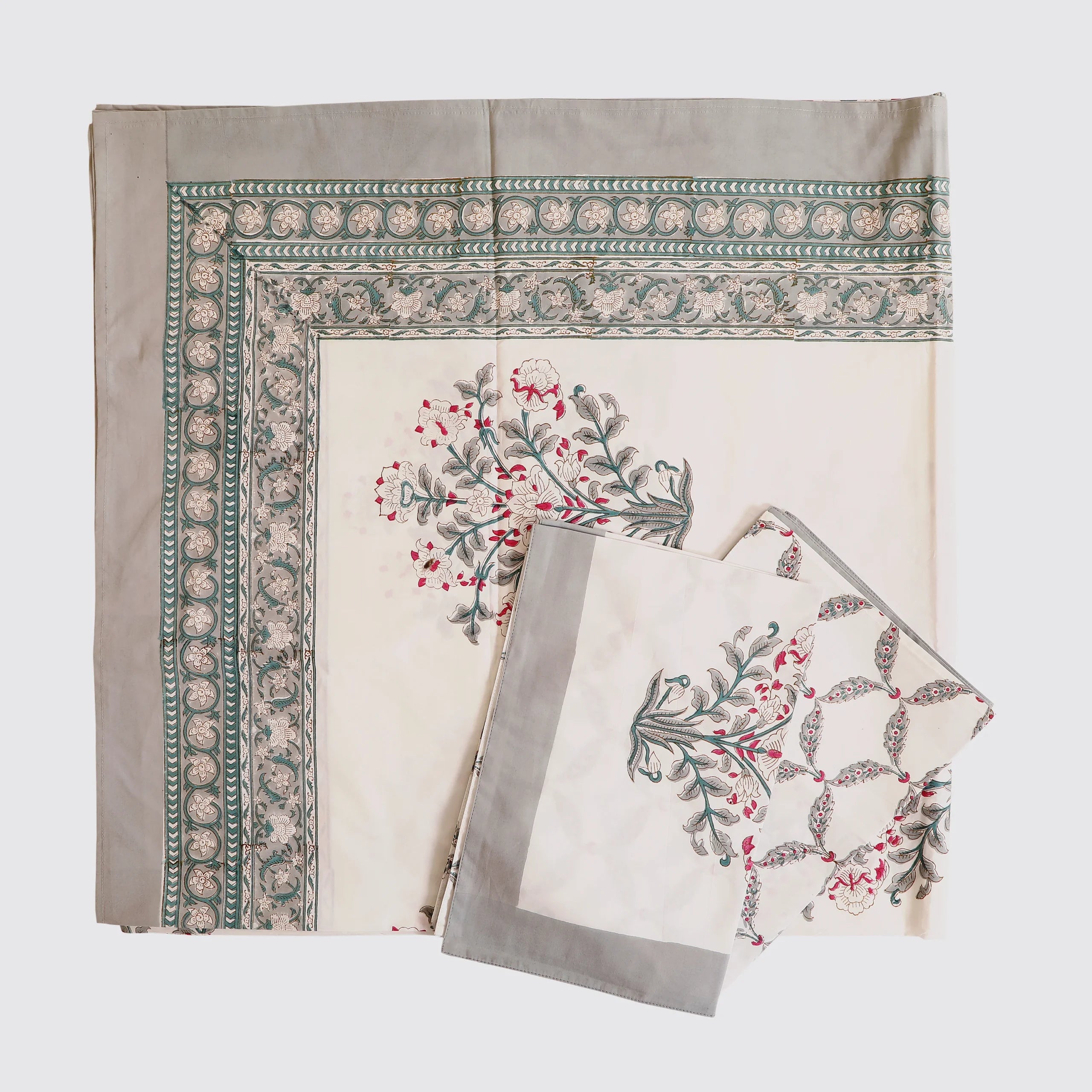 Amer Guldasta Bedding Sets