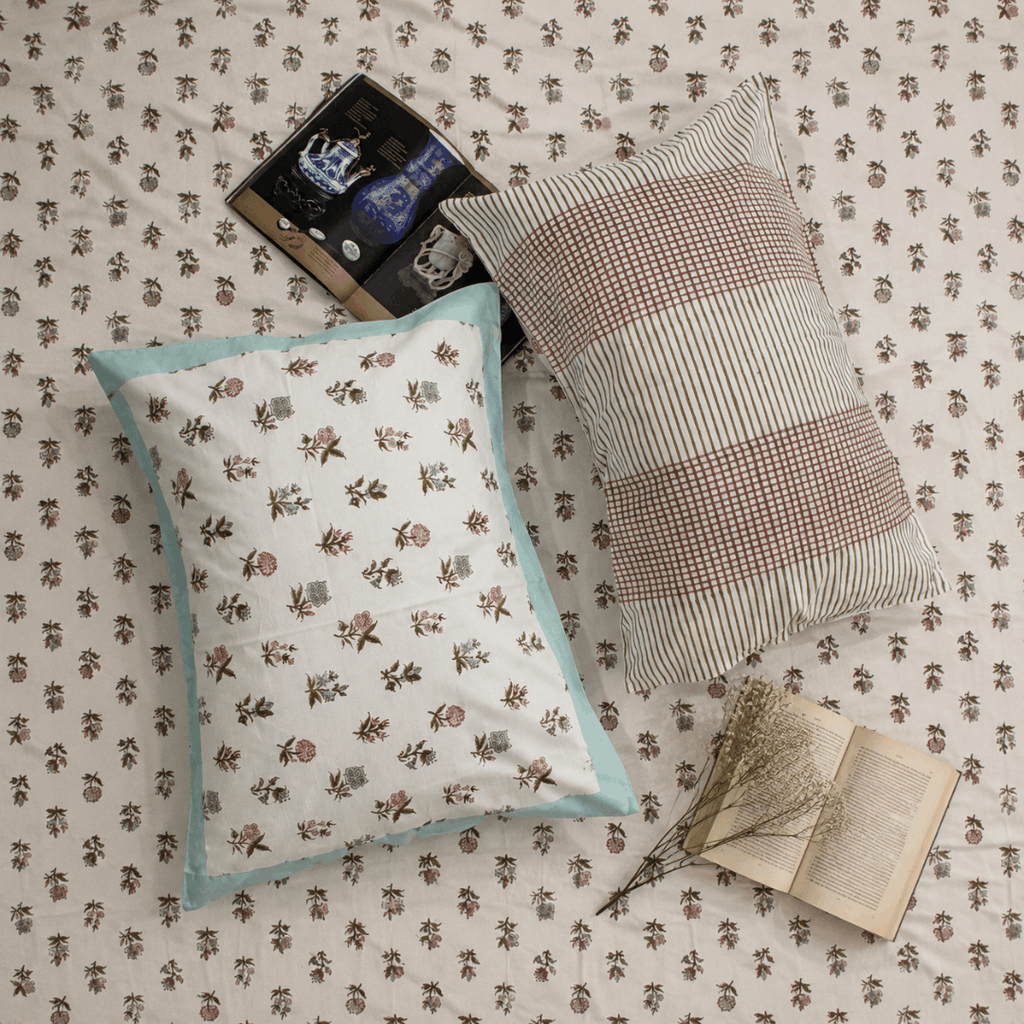 Mint Blossom Bedsheet With 2 Pillow Cover