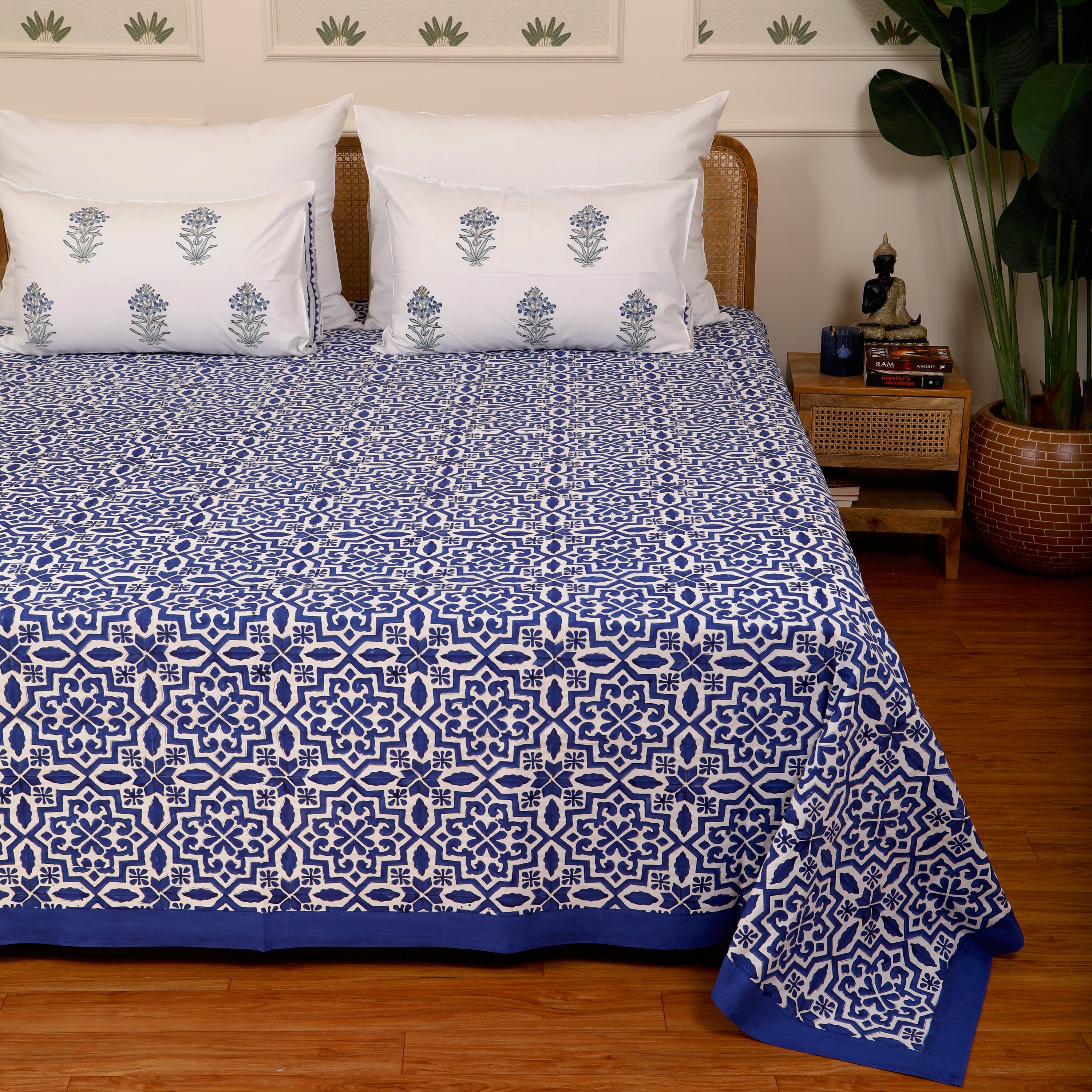 Moroccan Blues Bedsheet King ize Bedsheet with 2 pillow cover