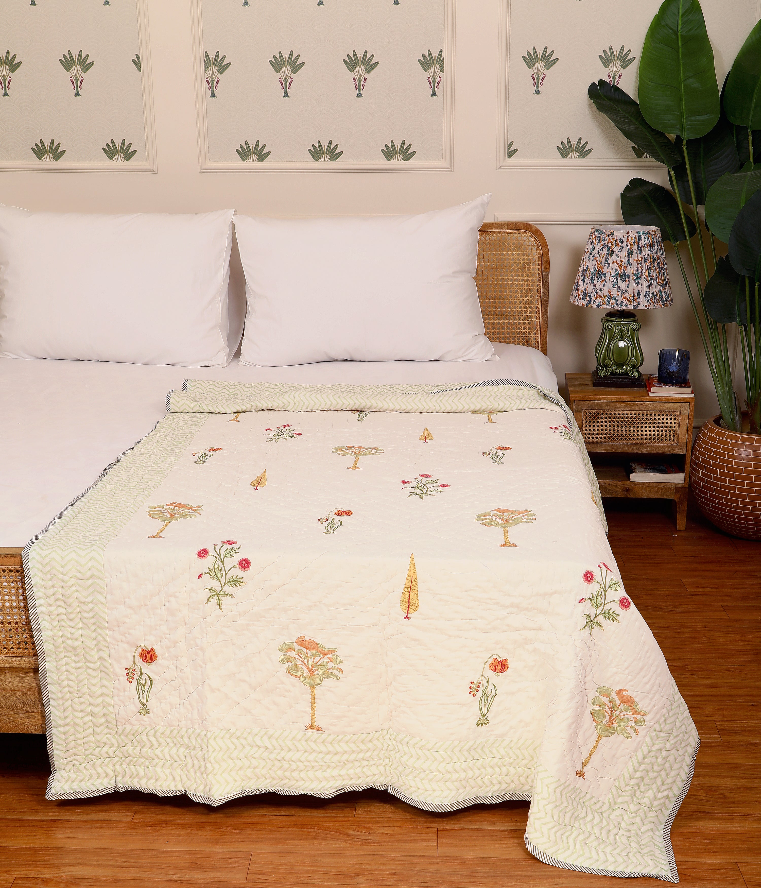 Palm Hues Quilt Single