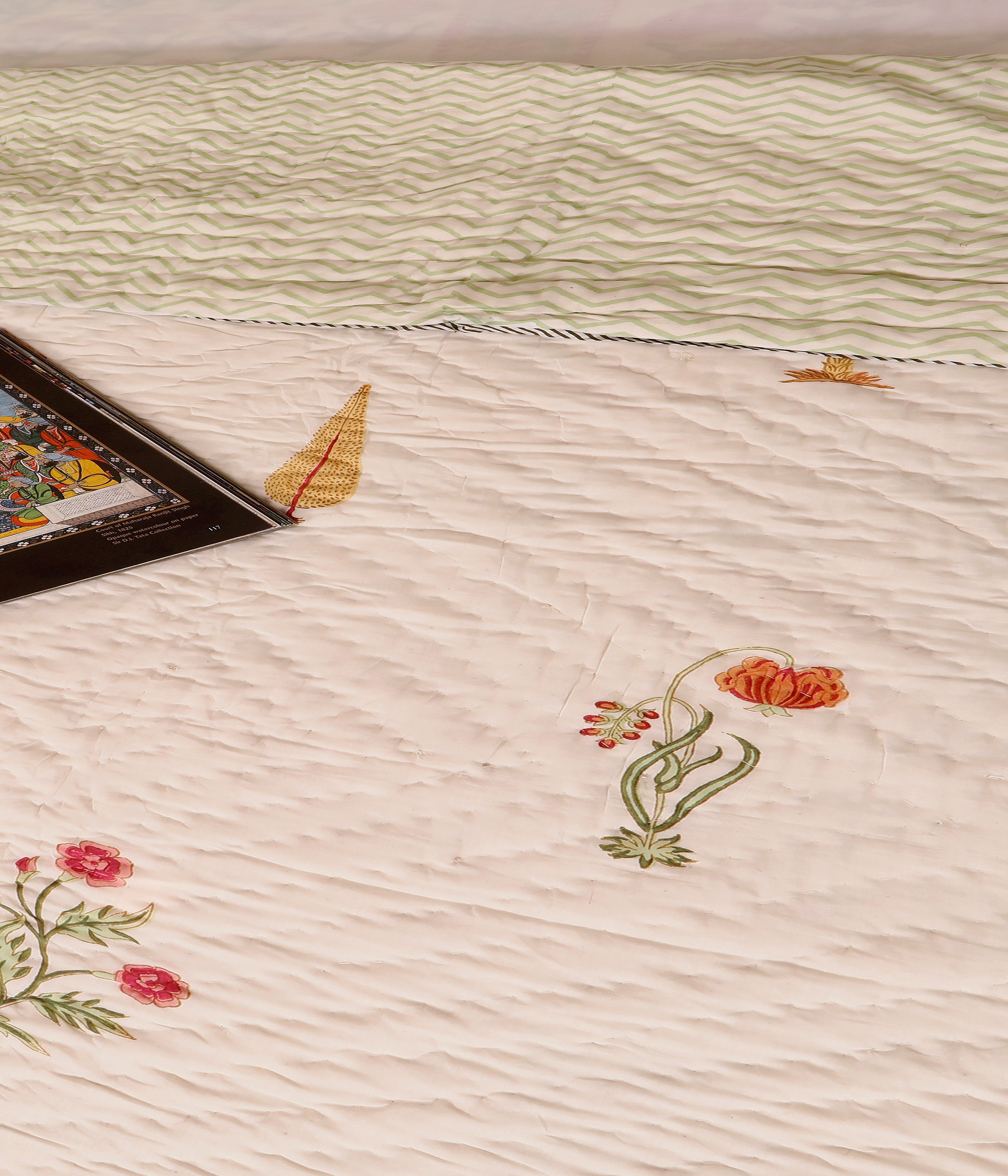 Palm Hues Quilt Single