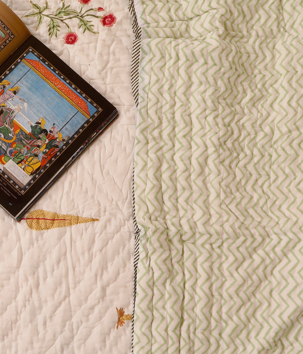 Palm Hues Quilt Single