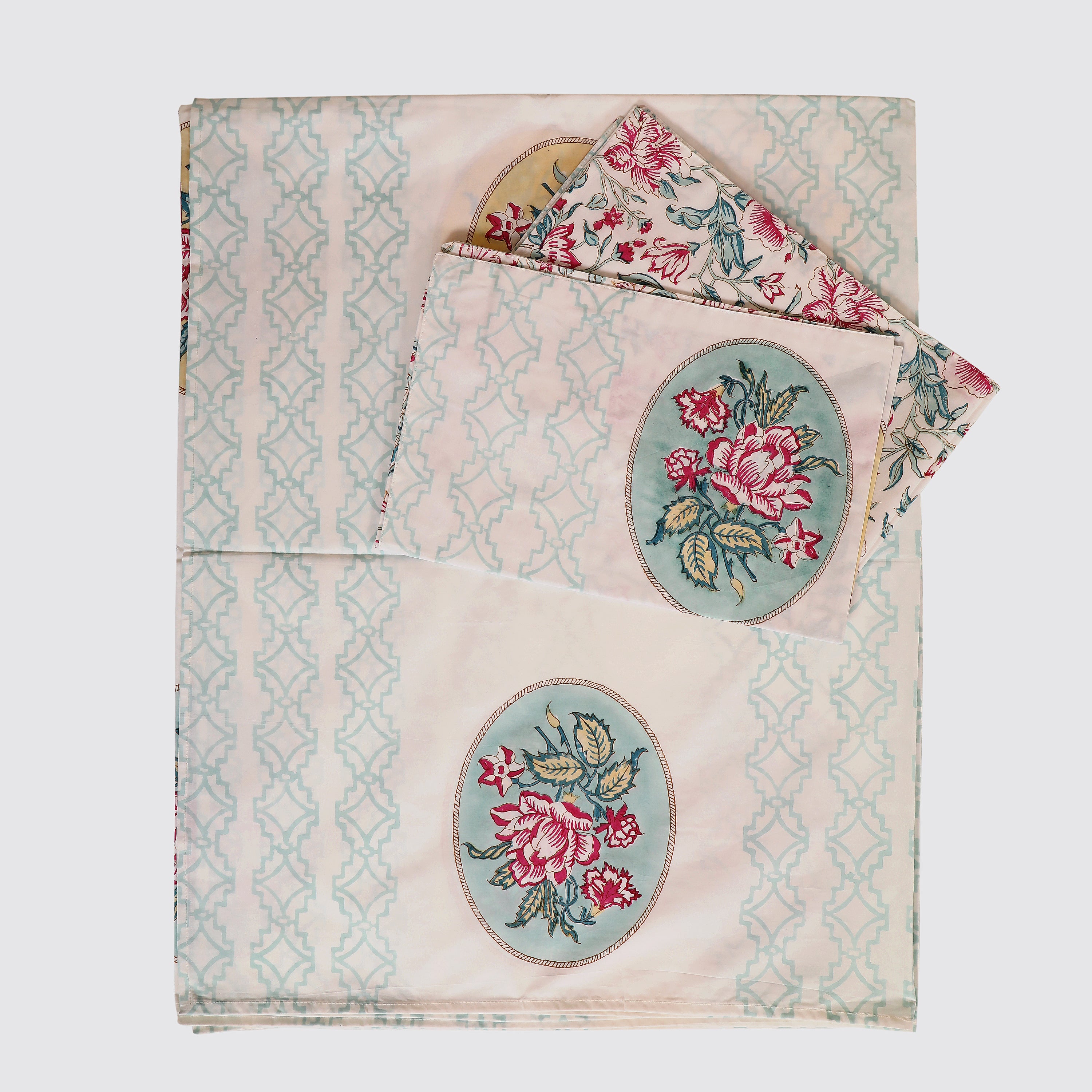 Rustic Rose king size Bedsheet with 2 pillow cover