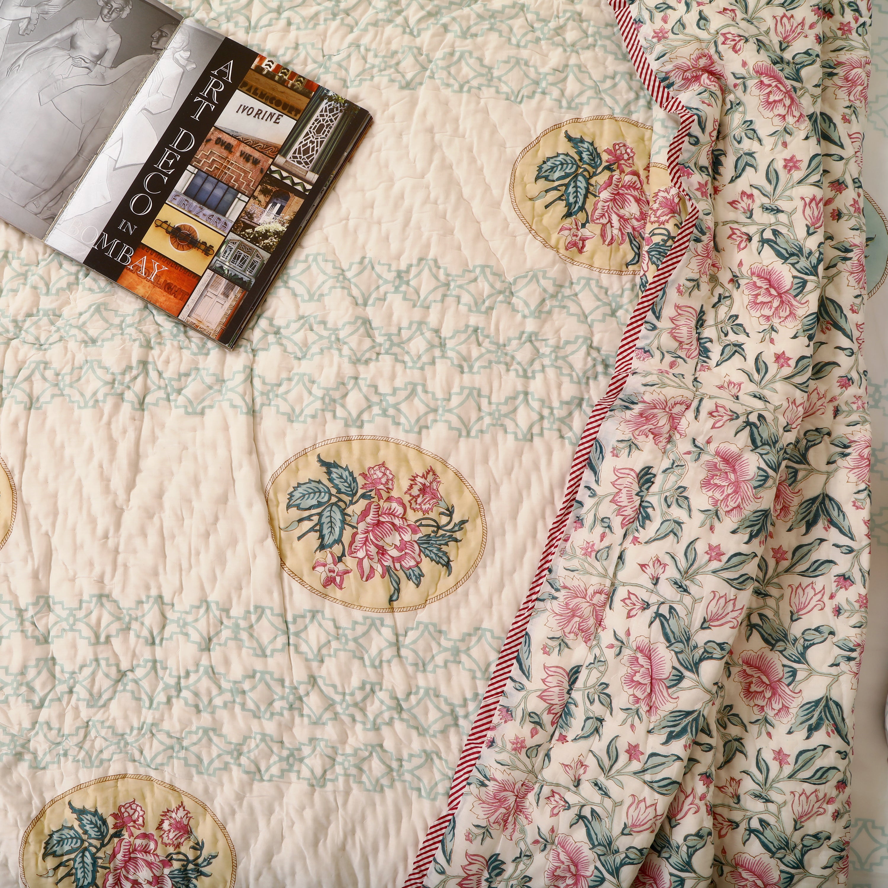Rustic rose Quilt Single