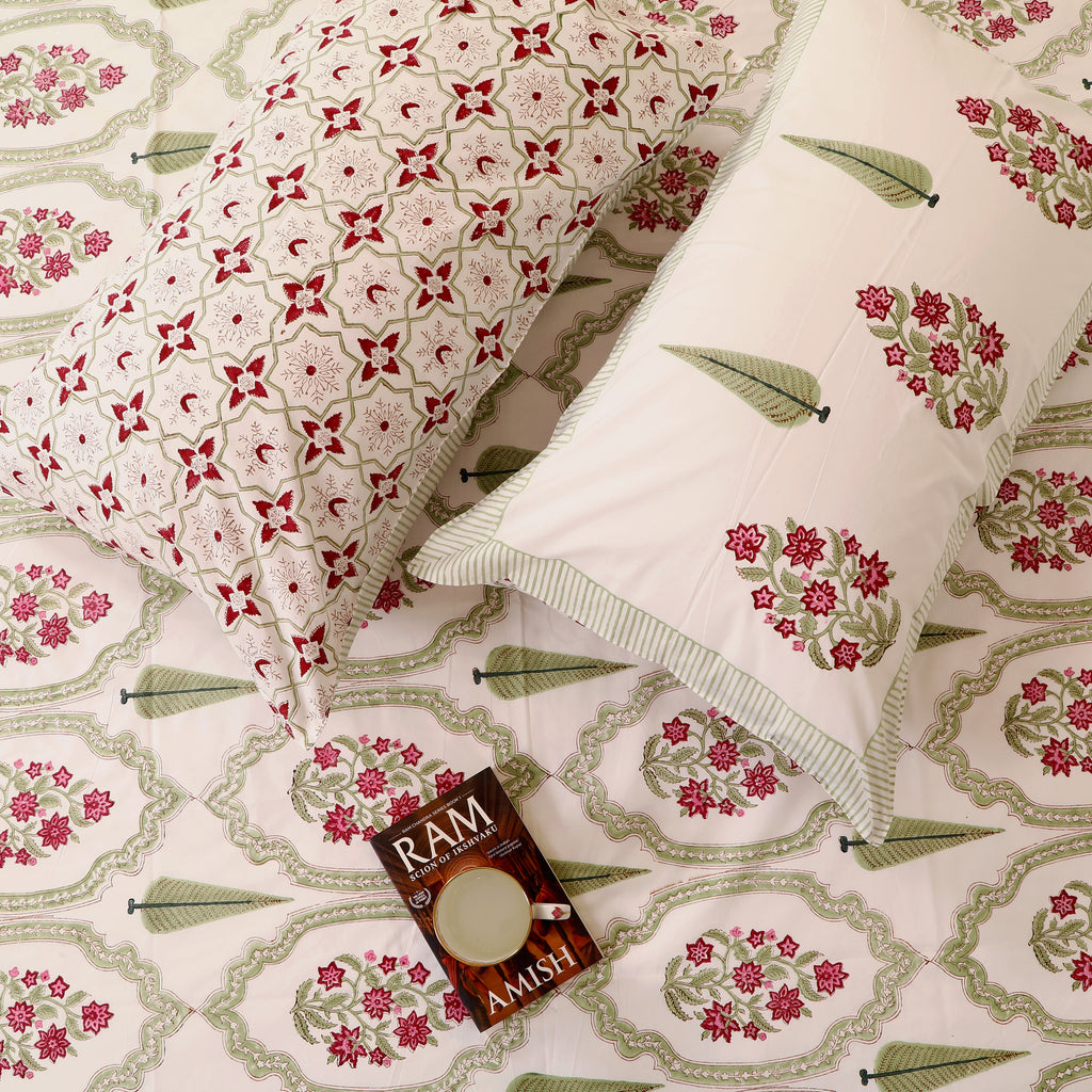 Shahi Guldan Super king size bedsheet with 2 pillow cover