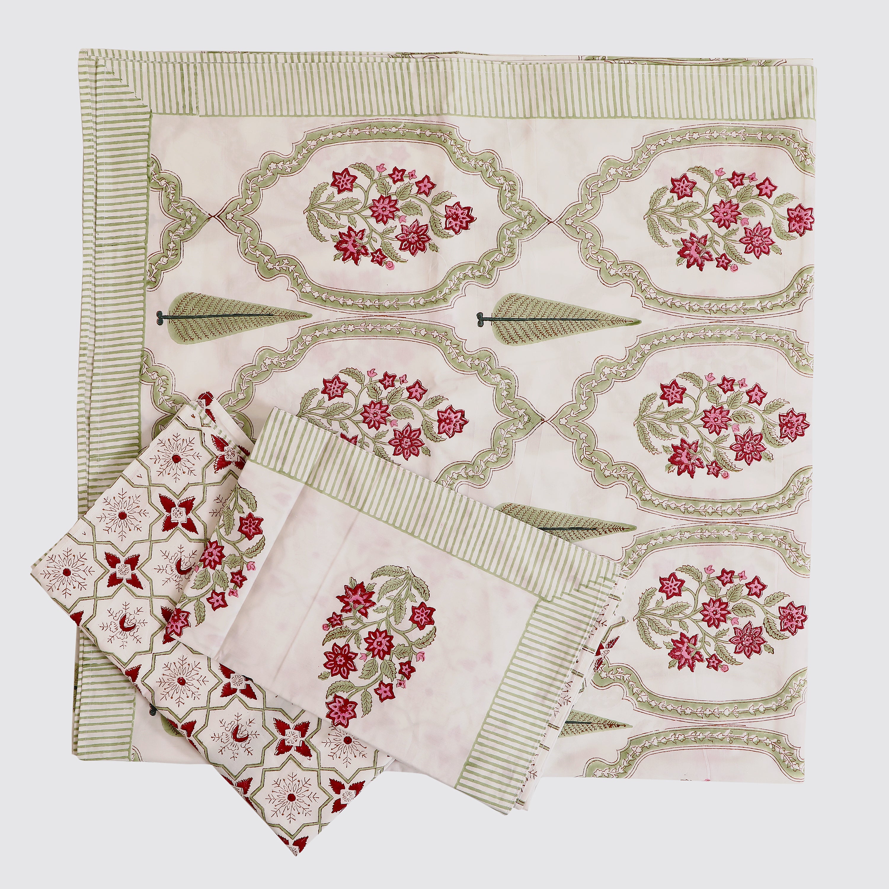 Shahi Guldan Super king size bedsheet with 2 pillow cover