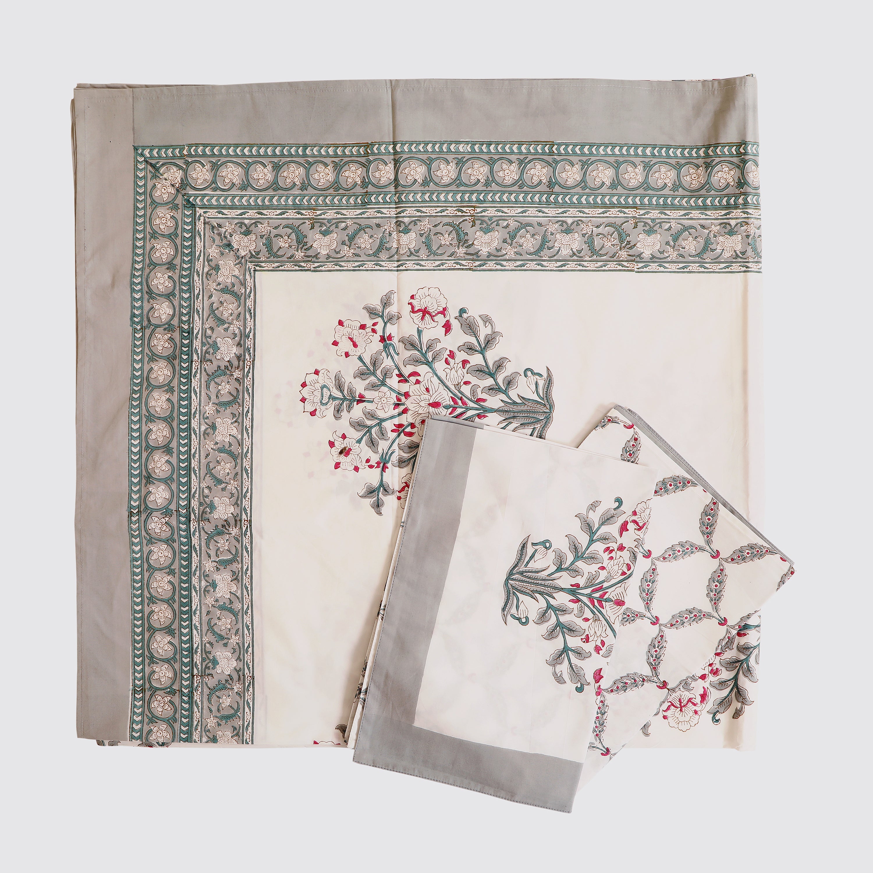 Amer Guldasta king size Bedsheet with 2 pillow covers
