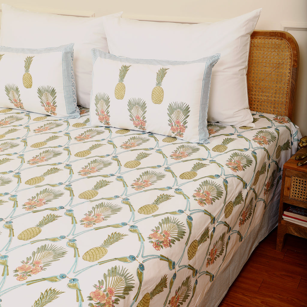 Ananas Buttah Super king size Bedsheet with 2 pillow cover