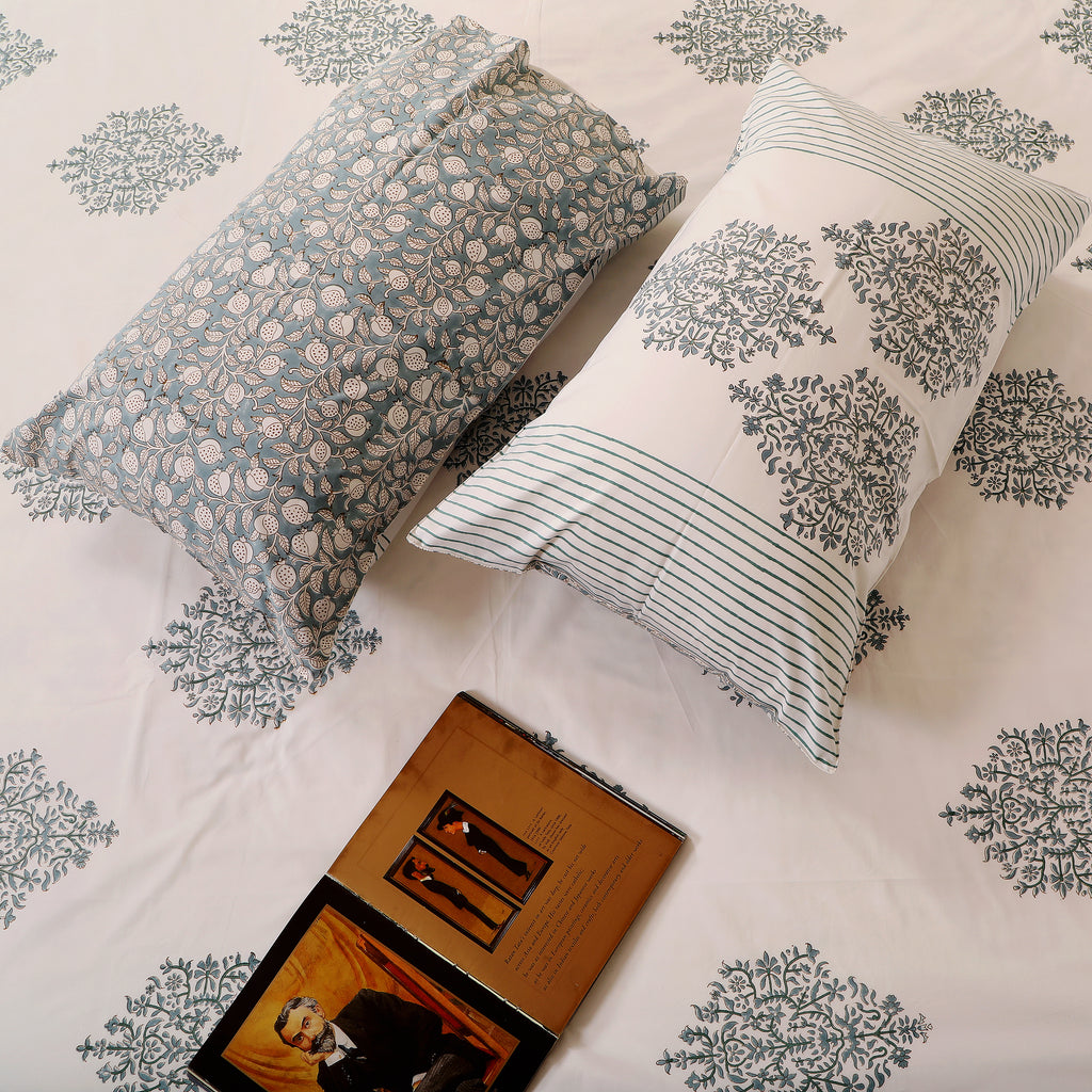 Ekaara Super King bedsheet with 2 pillow cover
