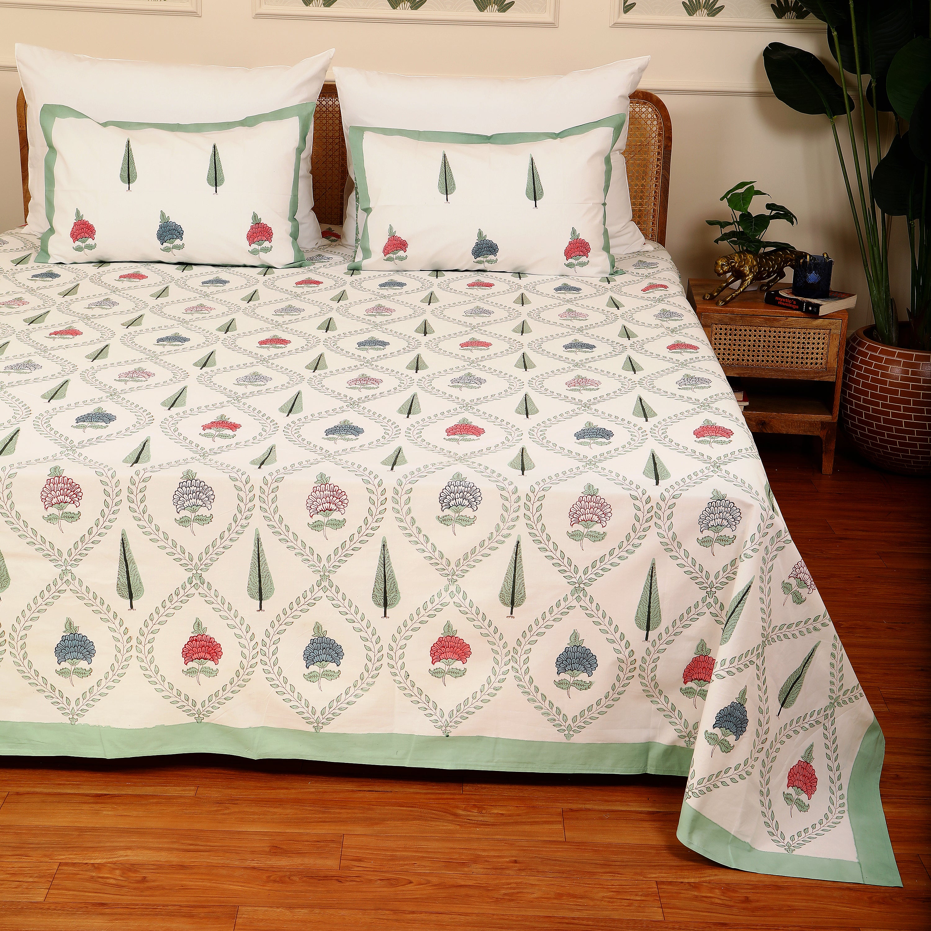 Ambar Bagh cotton king size Bedsheet with 2 pillow covers