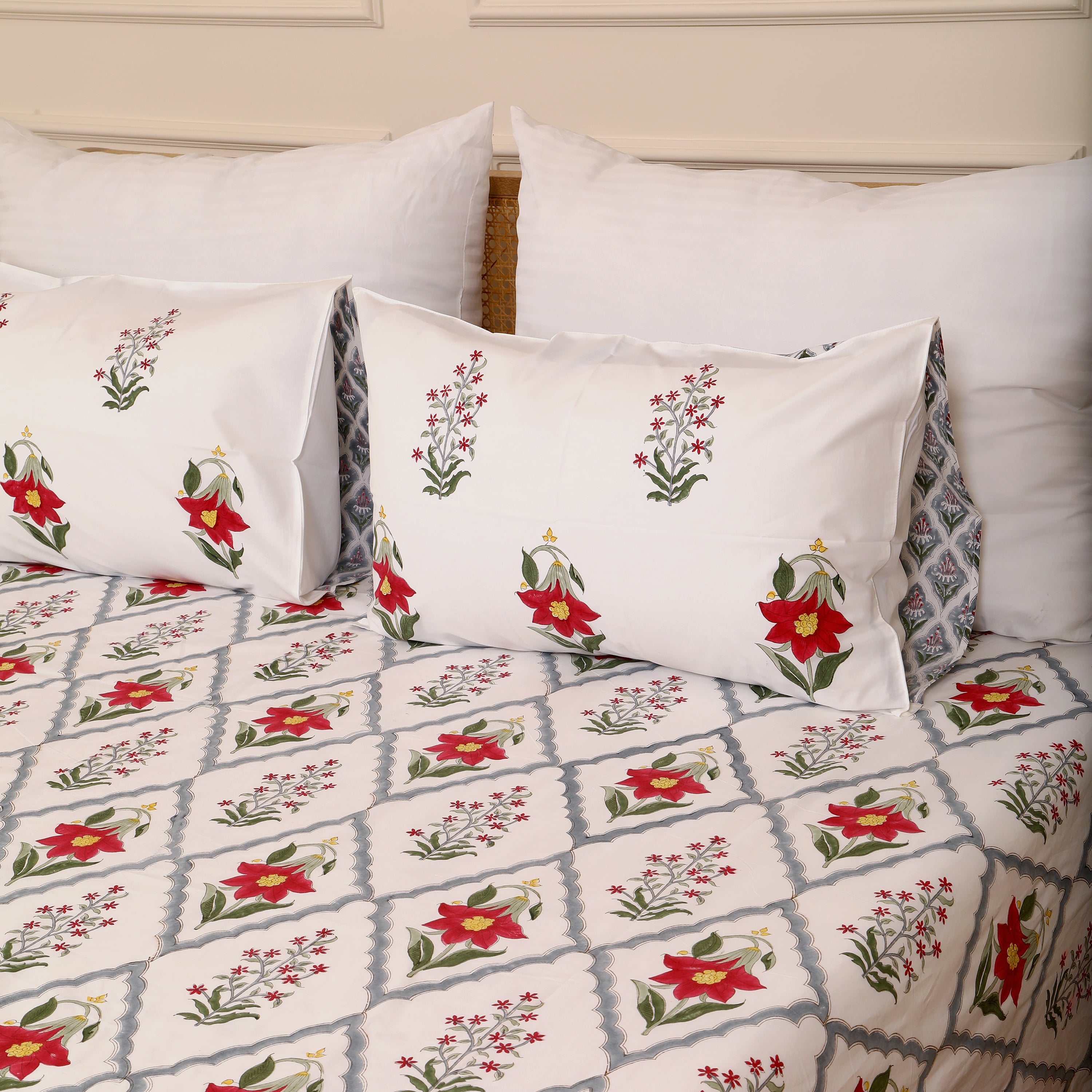 Tropical Bloom king size Bedsheet with 2 pillow cover