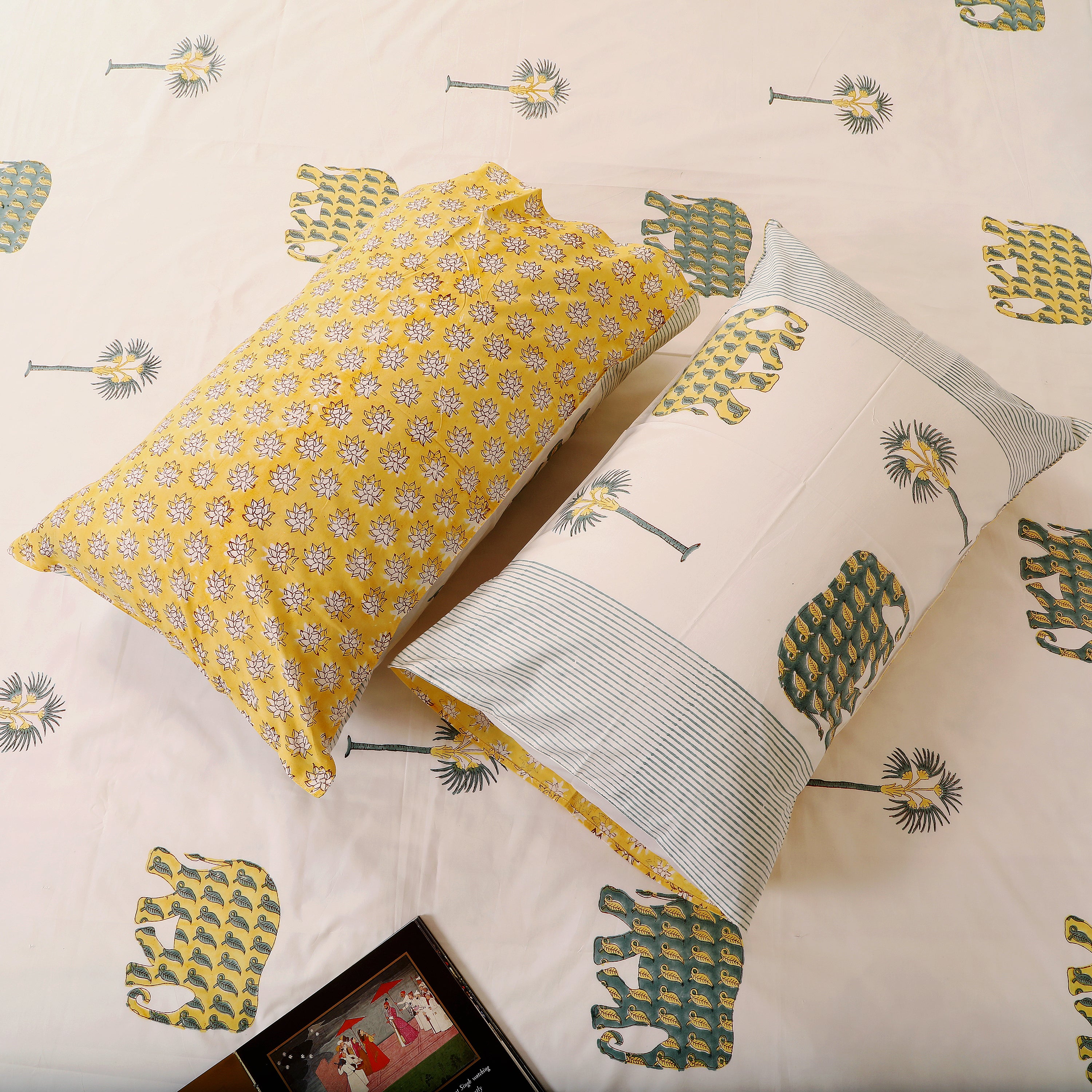 Gajraj King size Bedsheet with 2 pillow cover