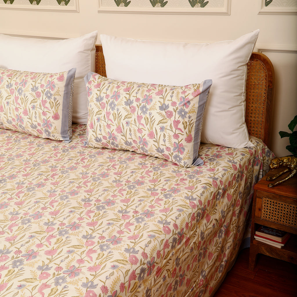 Pushpavali king size Bedsheet with 2 pillow cover