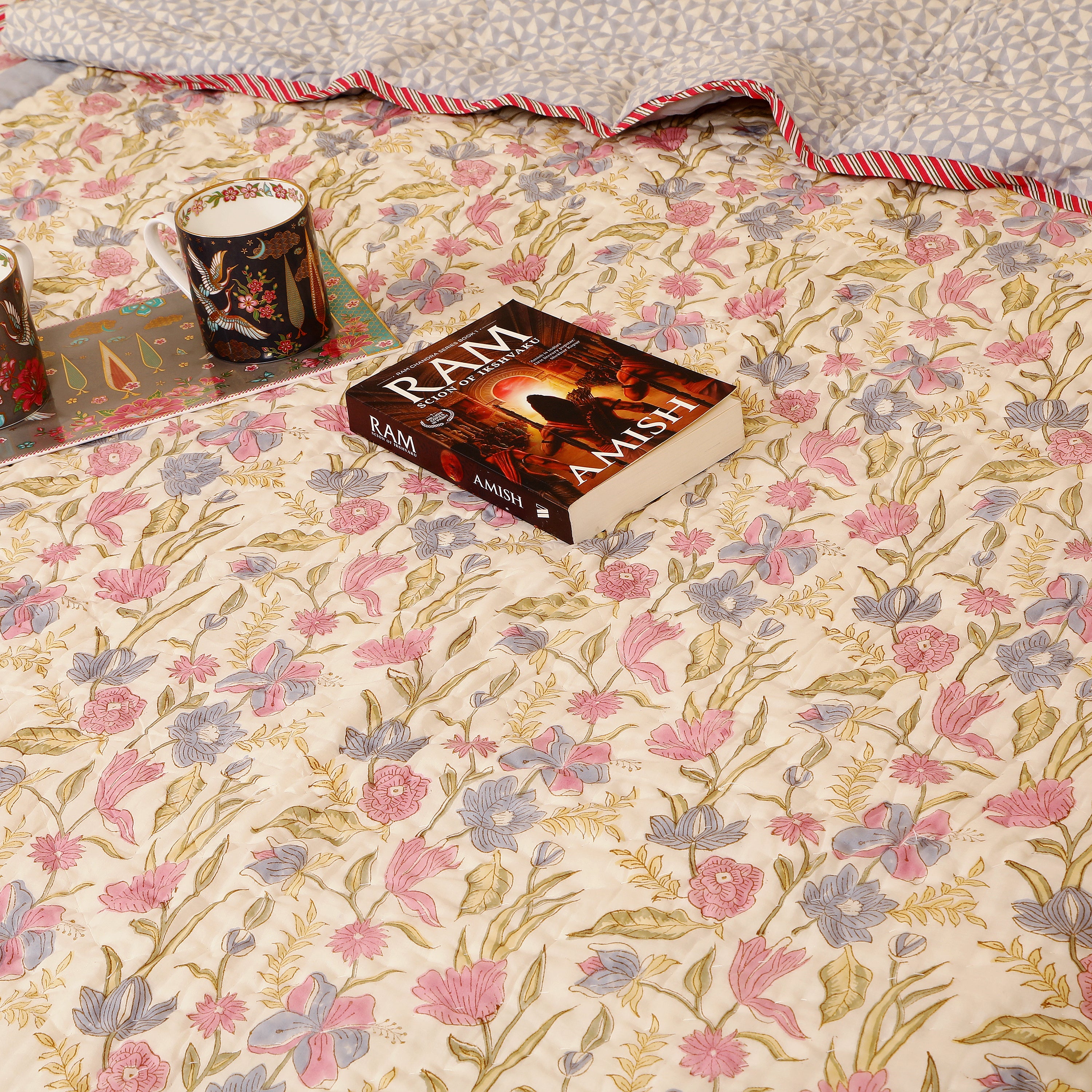 Pushpavali Quilt Single