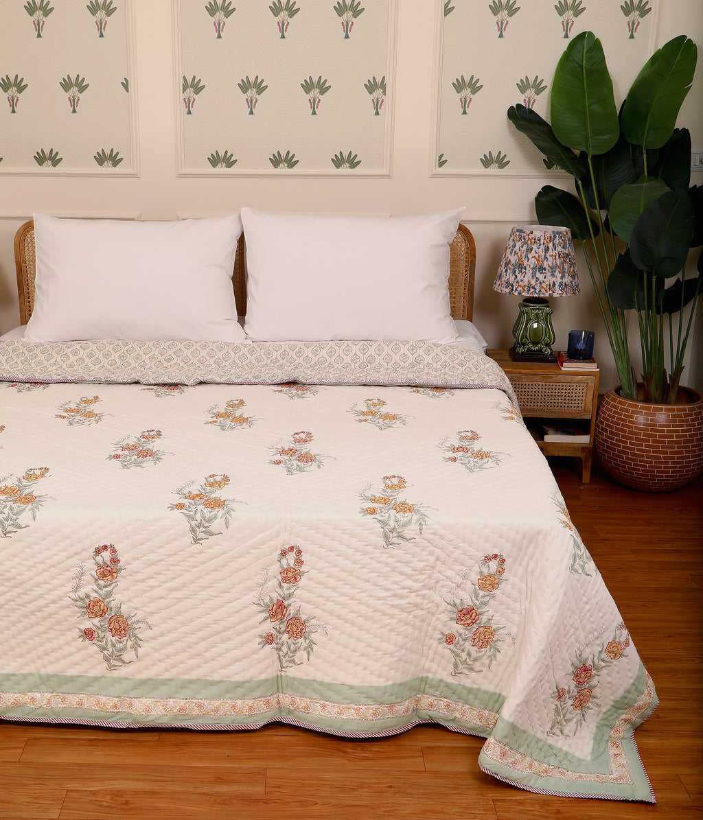 Rosewood Meadow Quilt Single