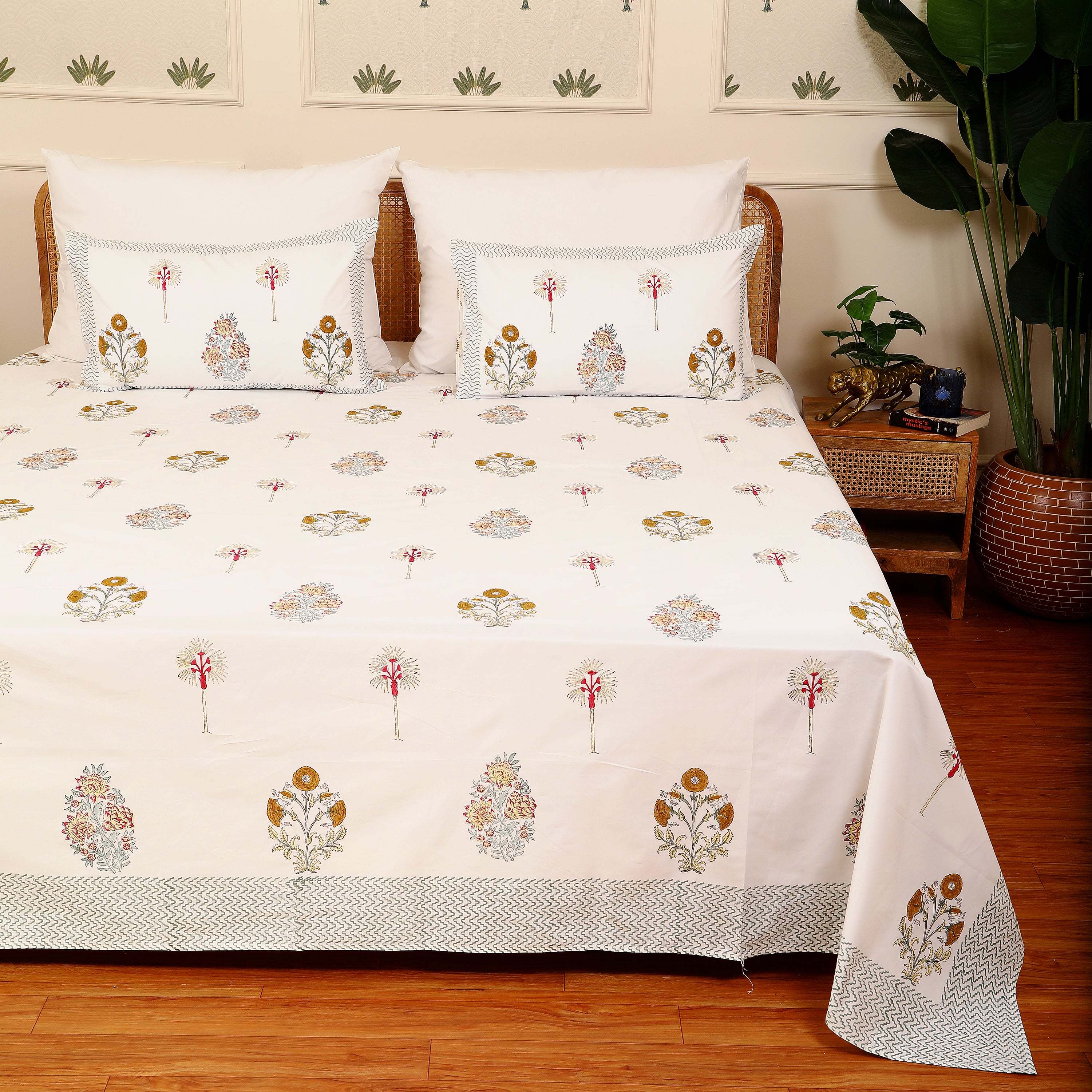 Floral Mist Super King bedsheet with 2 pillow cover
