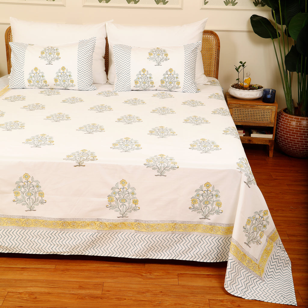 Kanak Bedsheet King size Bedsheet with 2 pillow cover
