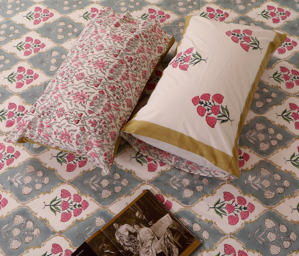 Grey Gold Bloom king size Bedsheet with 2 pillow cover