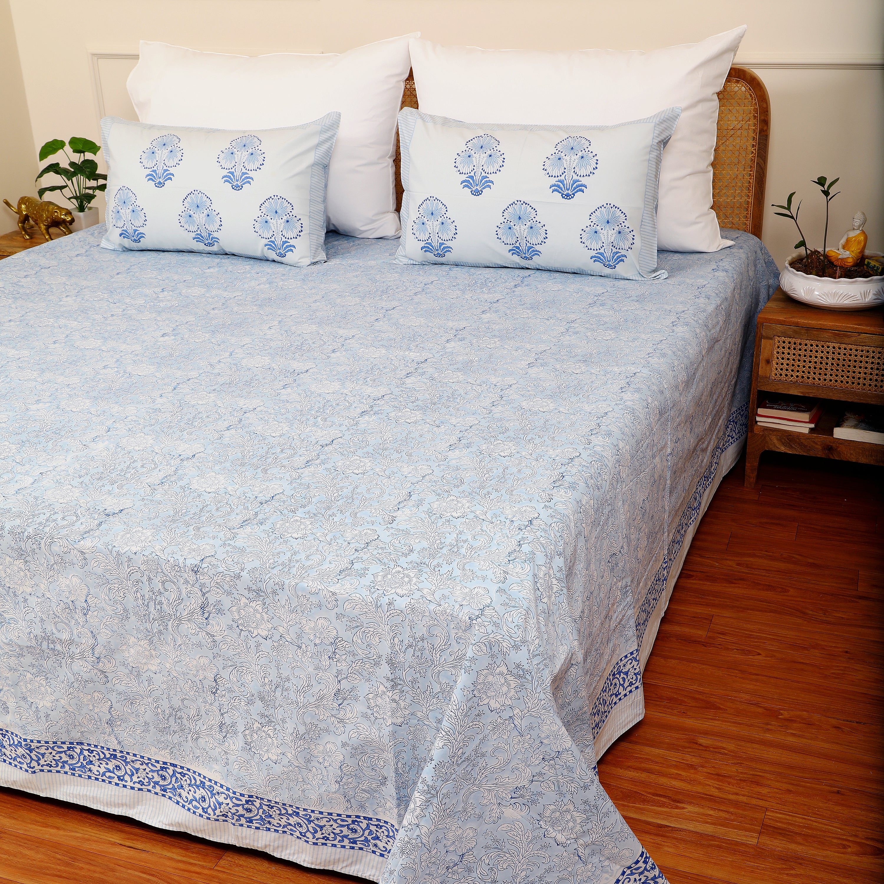Blue Haze Super King size with 2 pillow cover