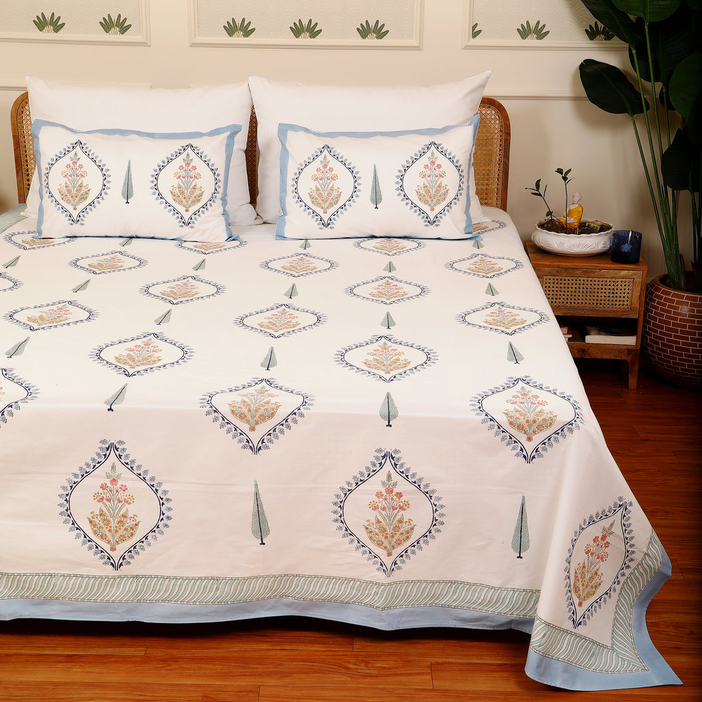 Jannat-e-Gul king size bedsheet with 2 pillow covers