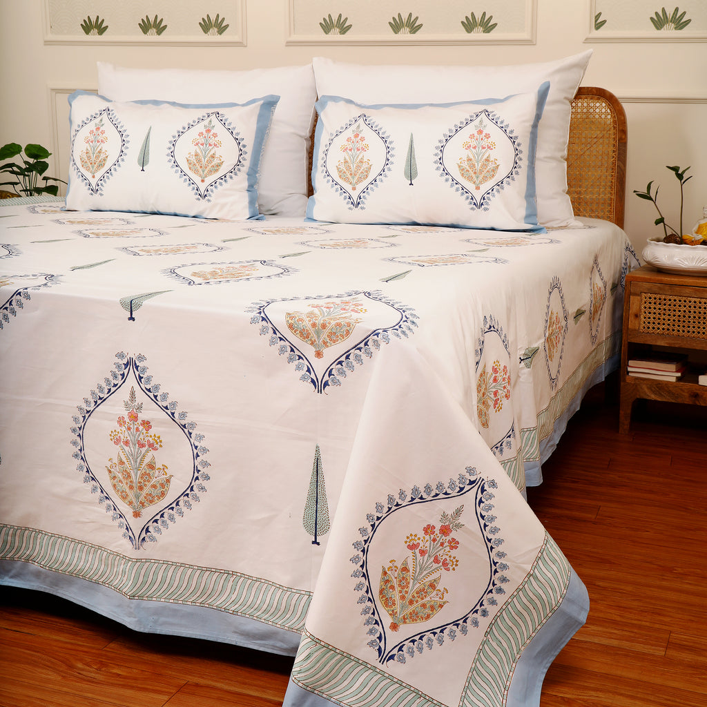 Jannat-e-Gul king size bedsheet with 2 pillow covers