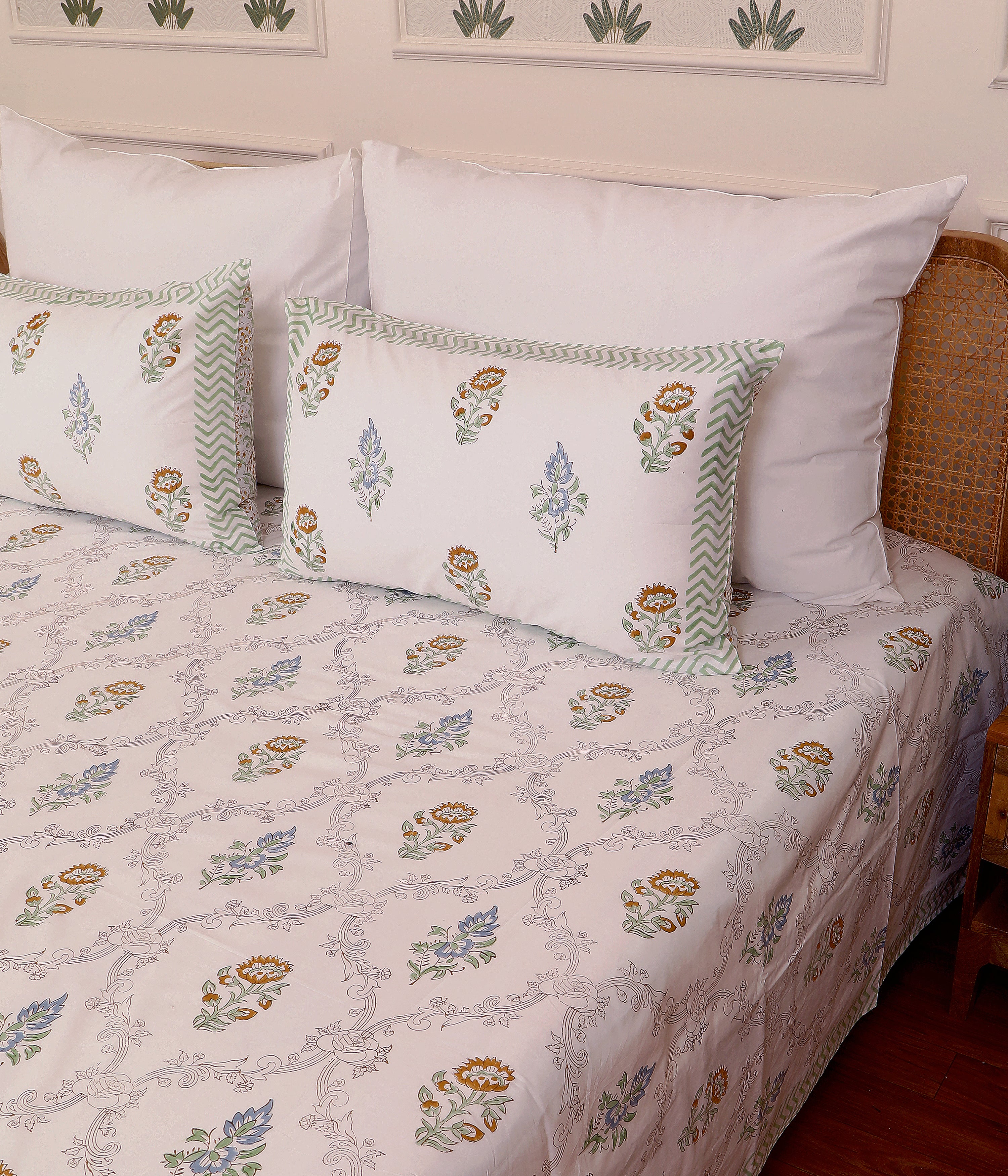 Sunlit Jaal king size Bedsheet with 2 pillow cover