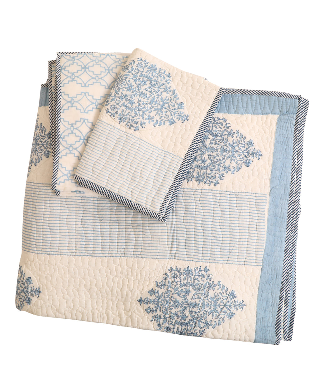 Powder Bloom Quilted bedcover king