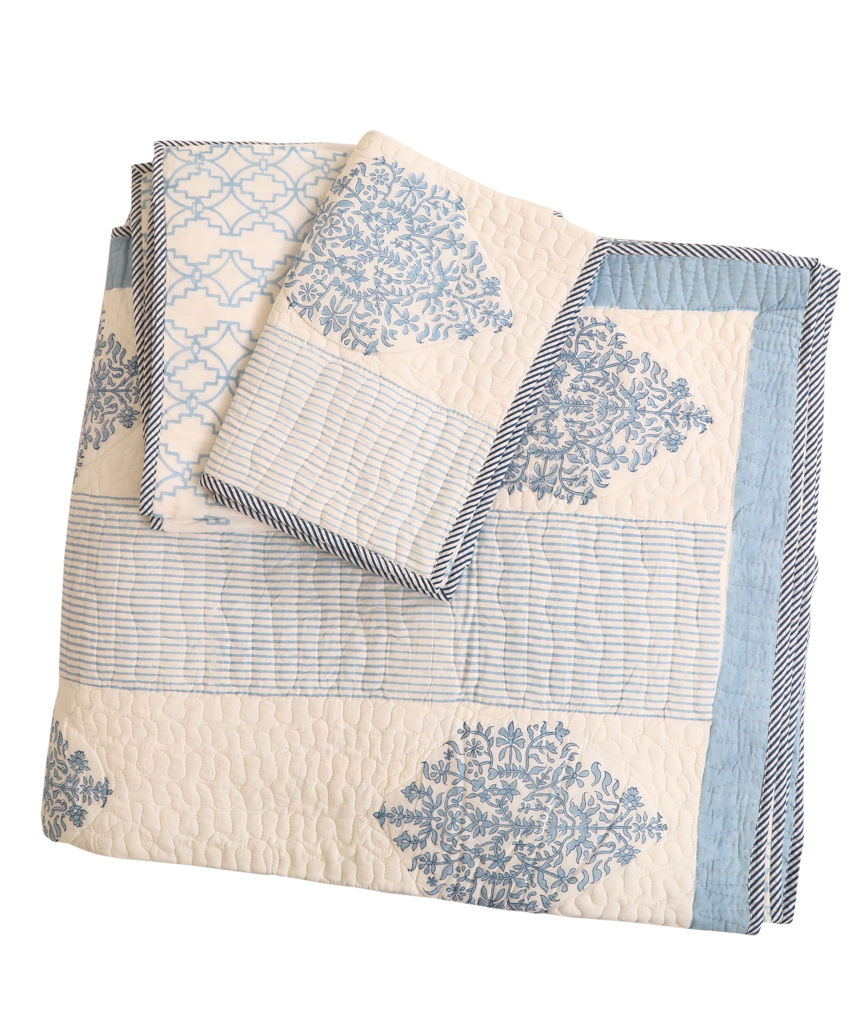 Powder Bloom Quilted bedcover king