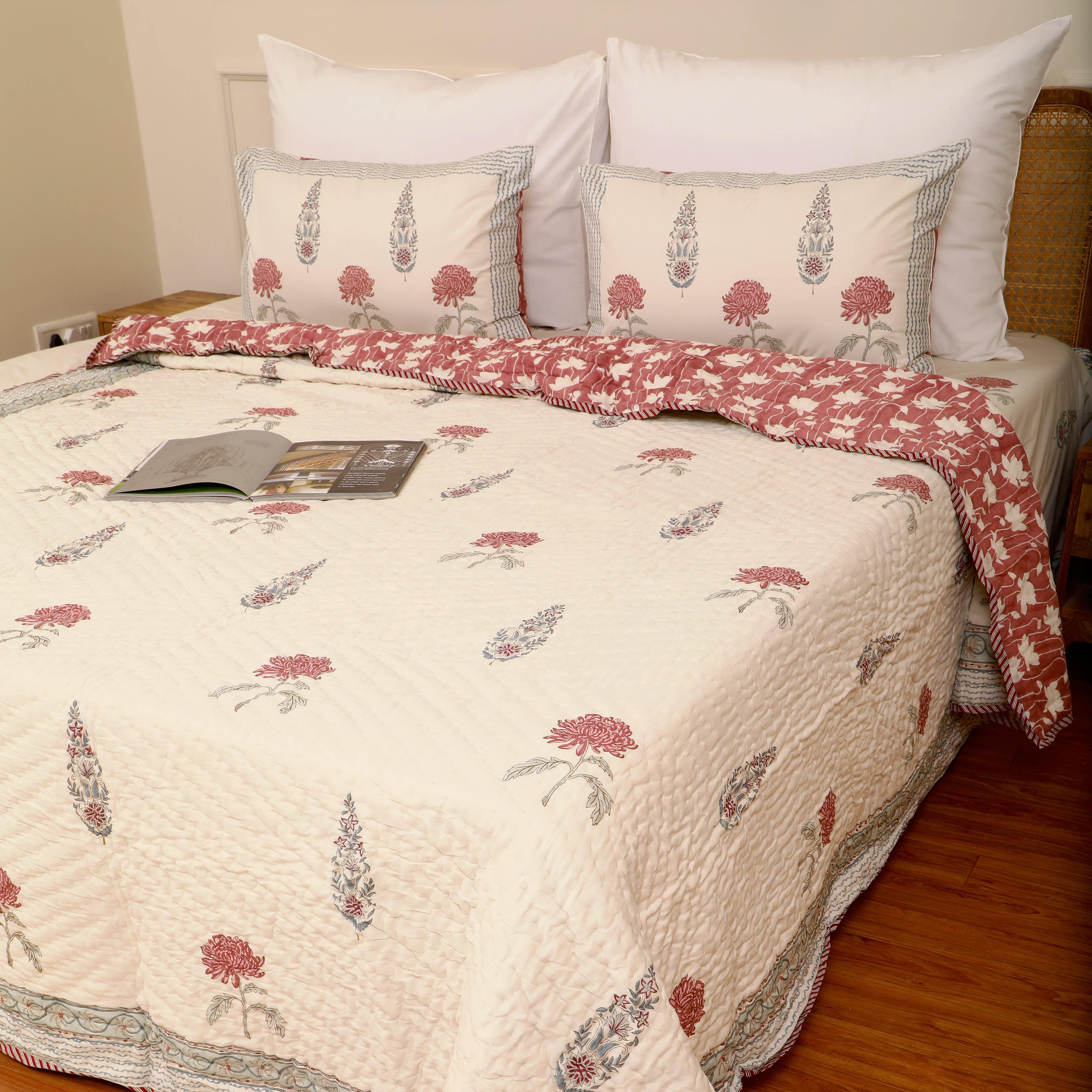 Ruby Wood Quilt Single