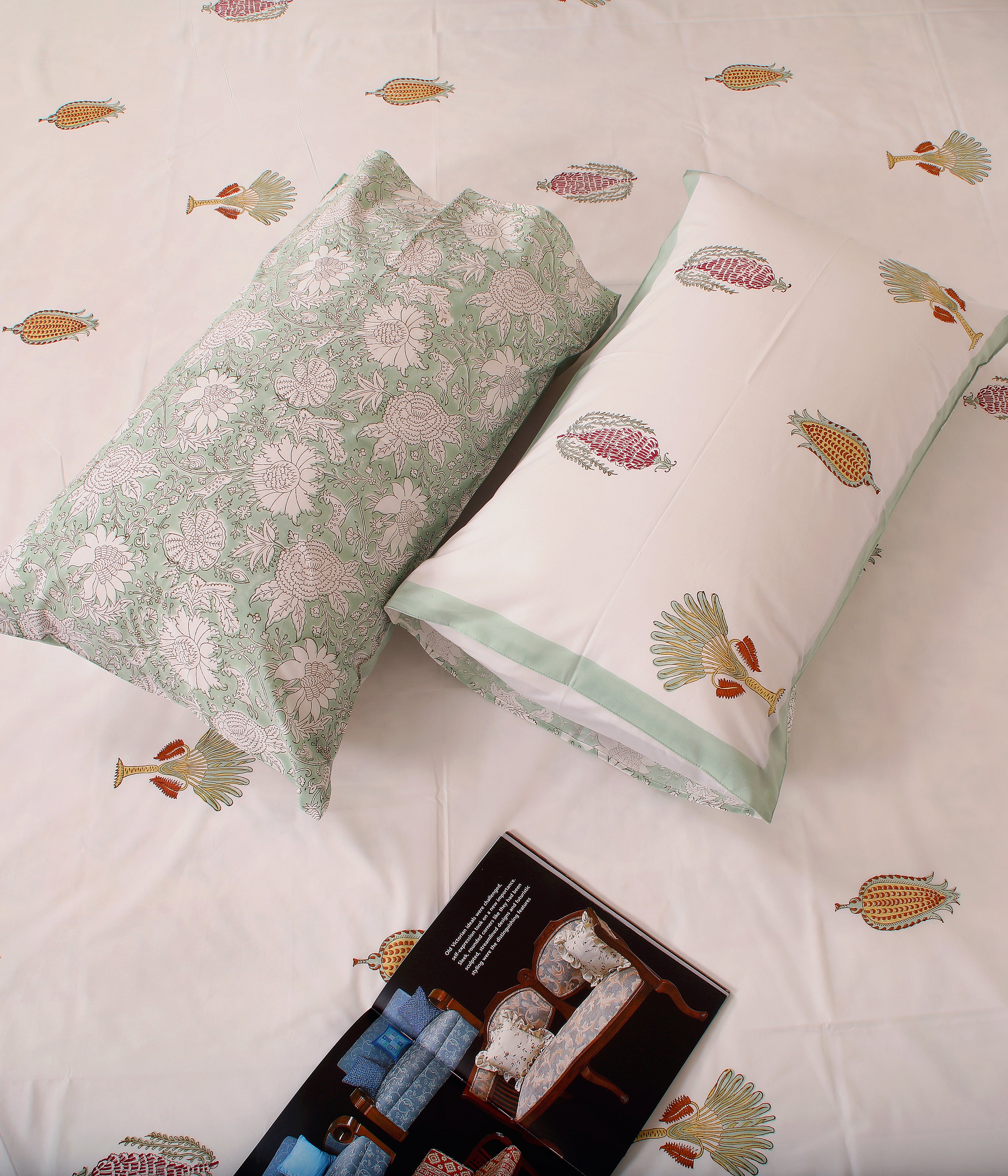 Palm and Pine Bedsheet King size Bedsheet with 2 pillow cover