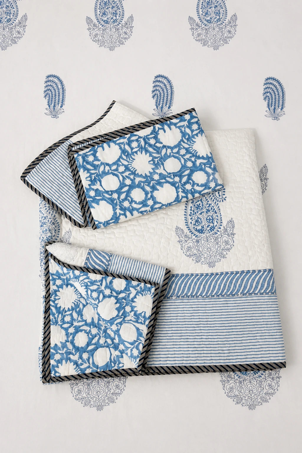 Indigo paisely Bedsheet