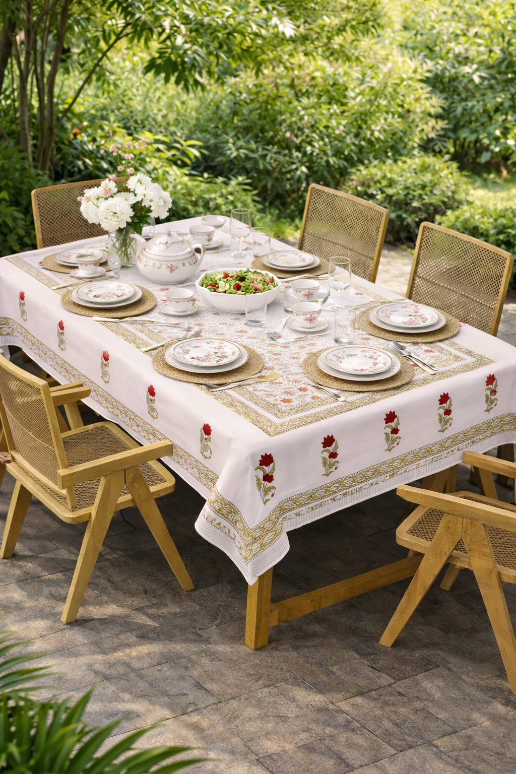 Gul-laal Table Cloth