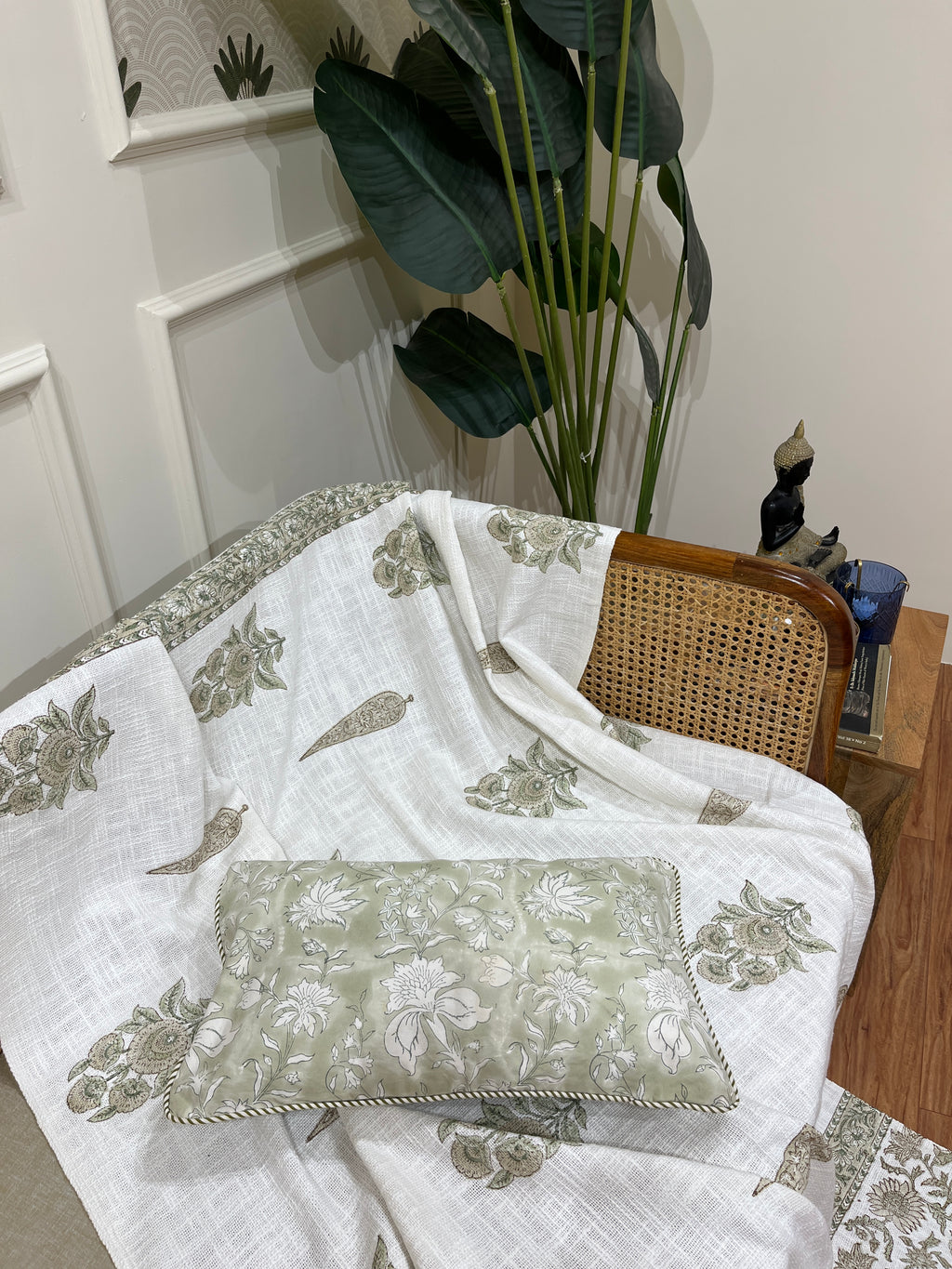 Olive Bloom
