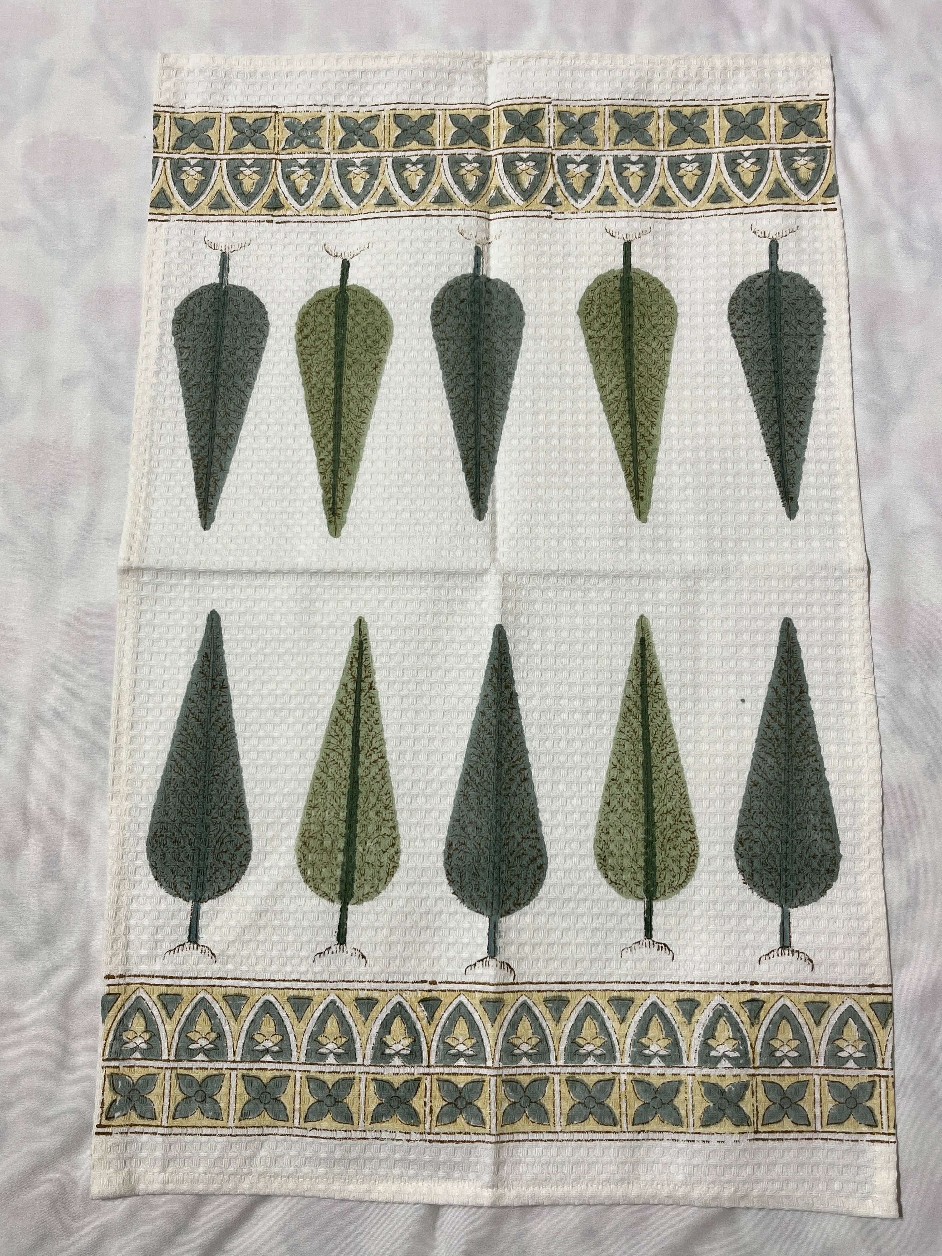 Chinar Bath Towel Set