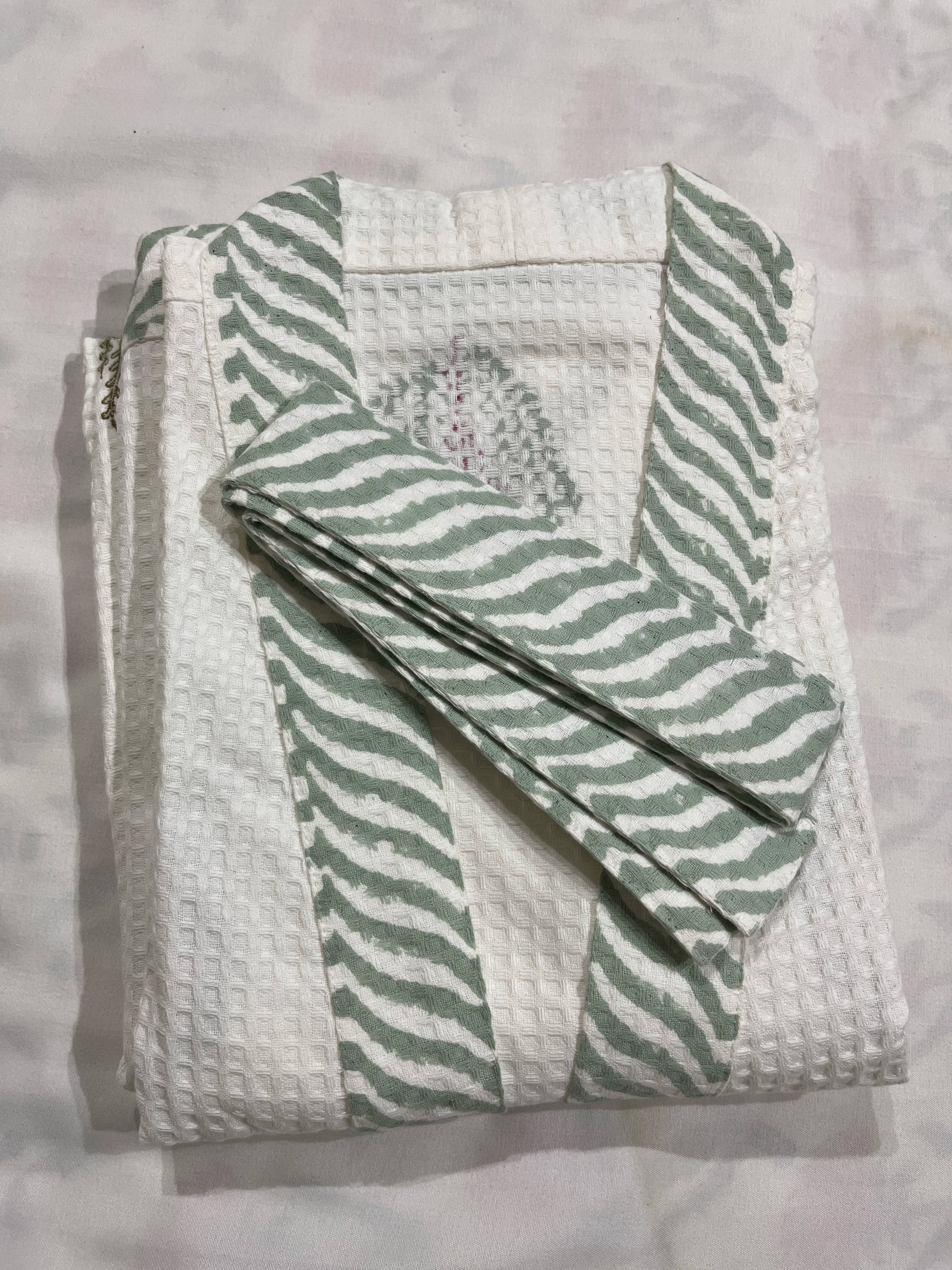 Mehak Wrap Handblock Bathrobe