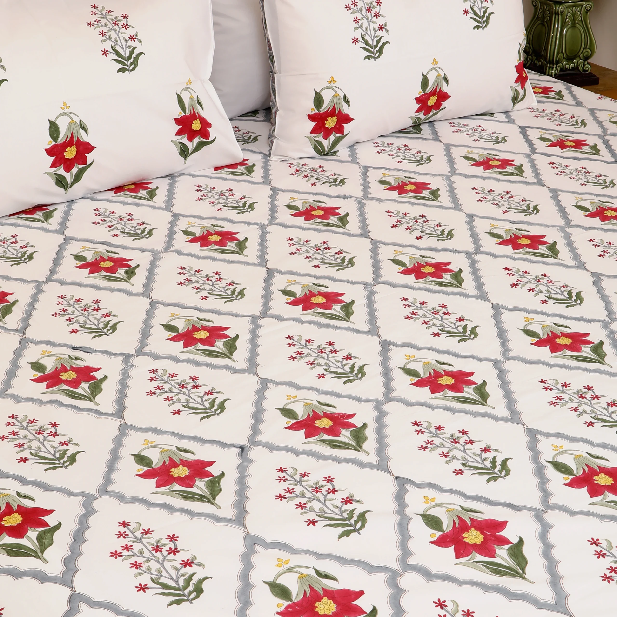 Tropical Bloom Bedsheet King - Image 2