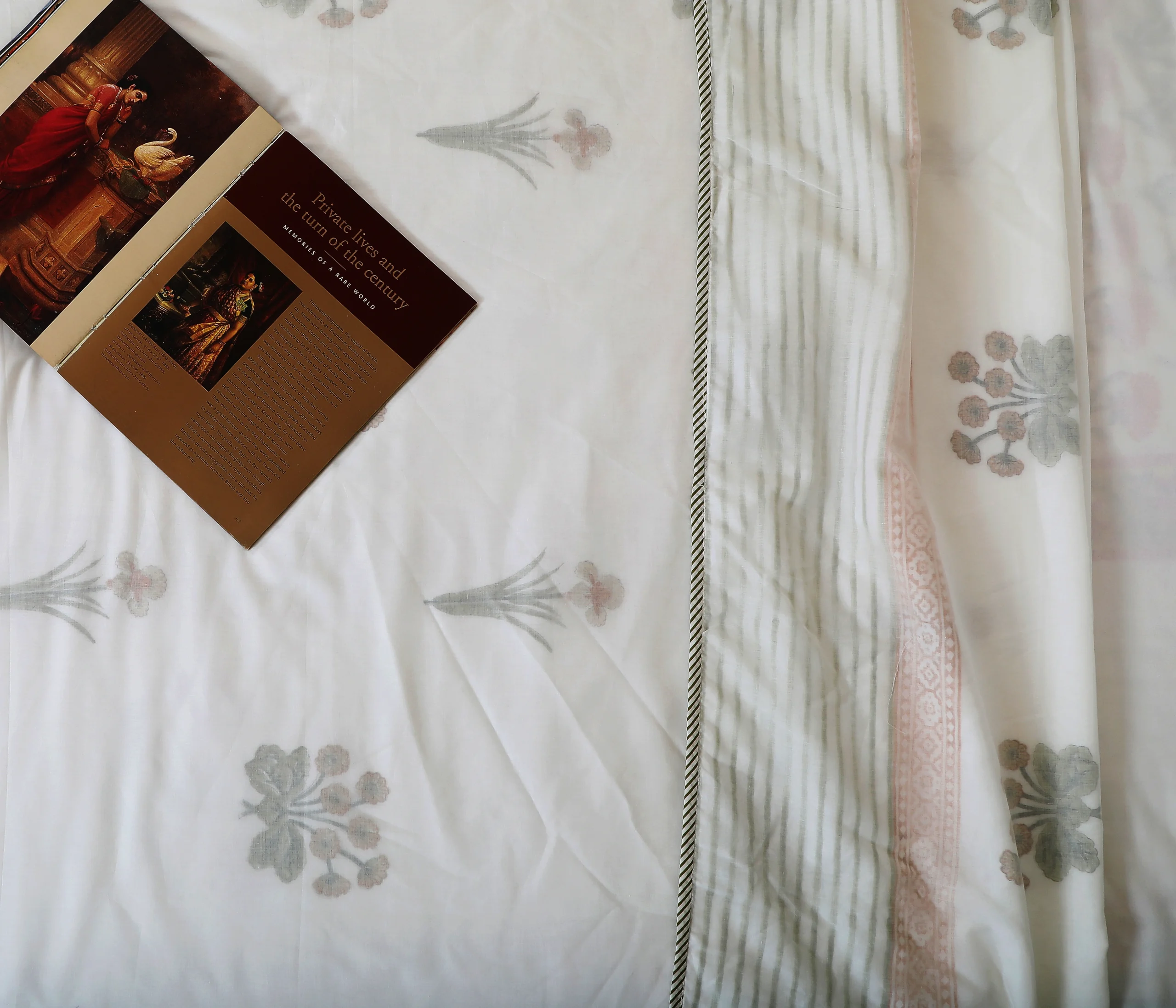 Eira Blossom Mulmul Dohar King - Image 3