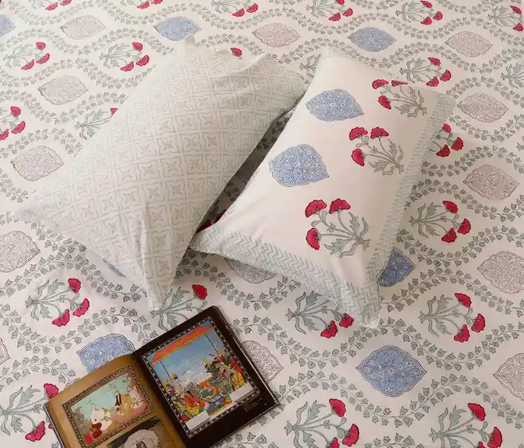 Plush Mogra Bedsheet King - Image 4