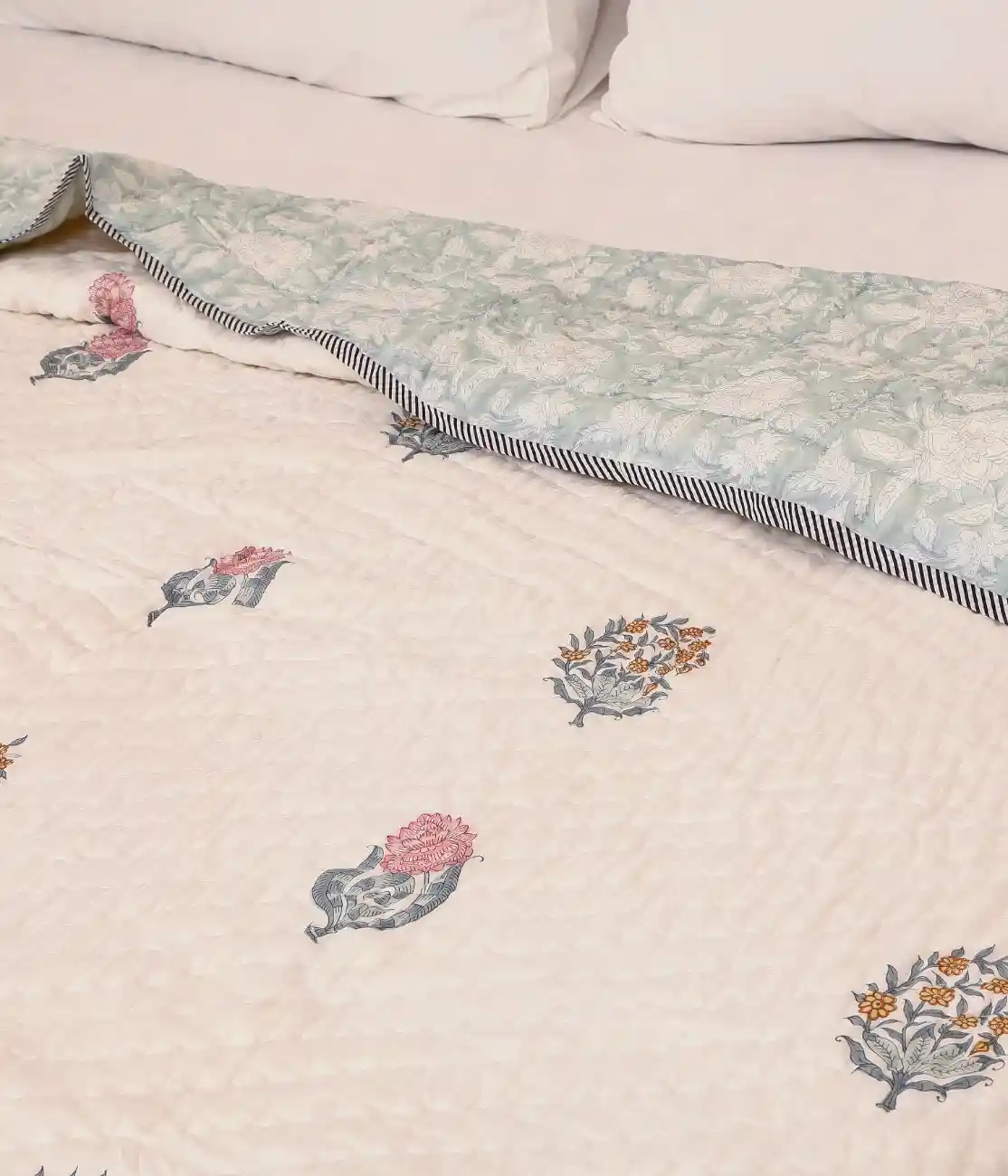 Mehek-e-Gul Quilt King - Image 2