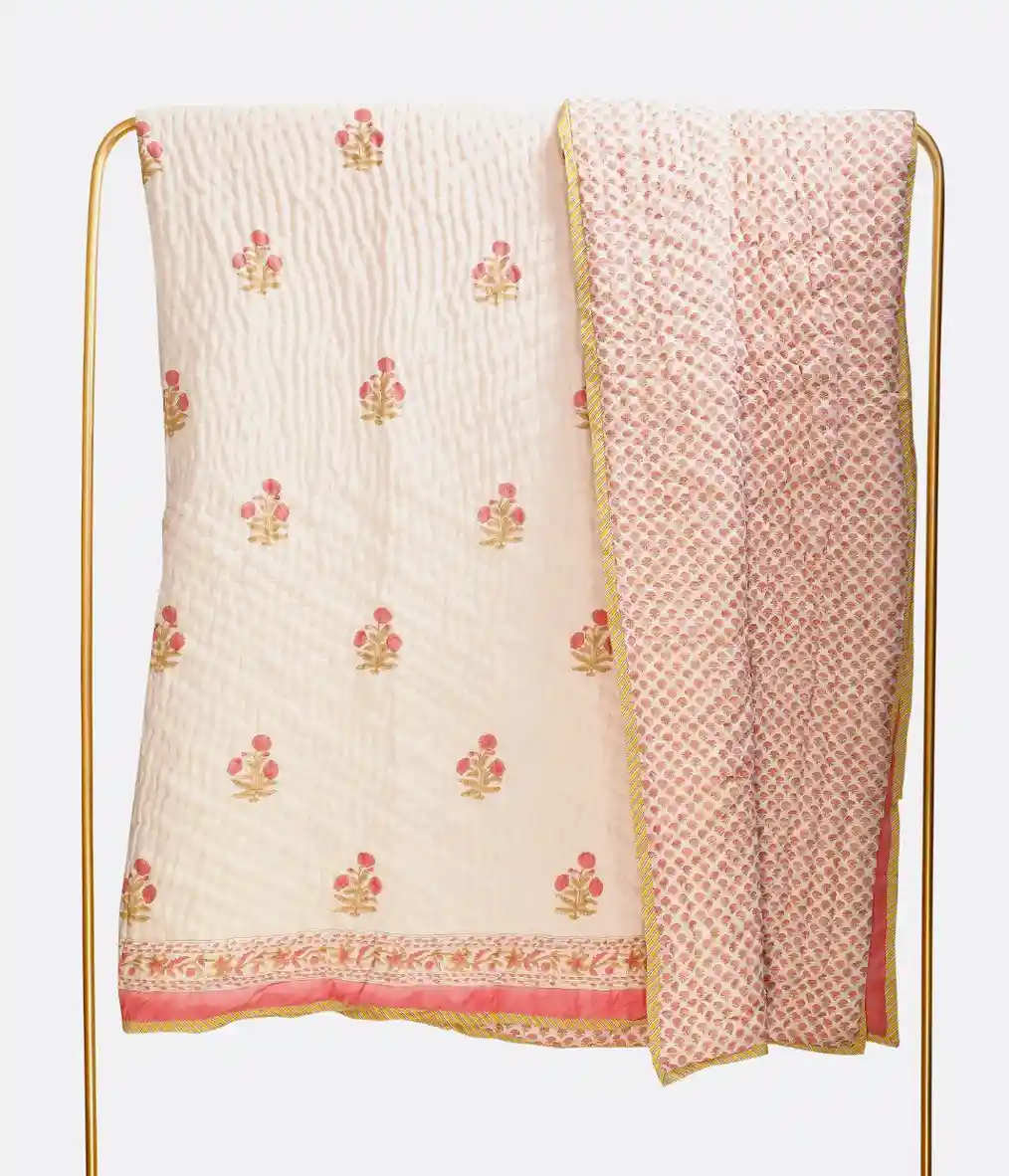 Pink Poppy Quilt King - Image 4