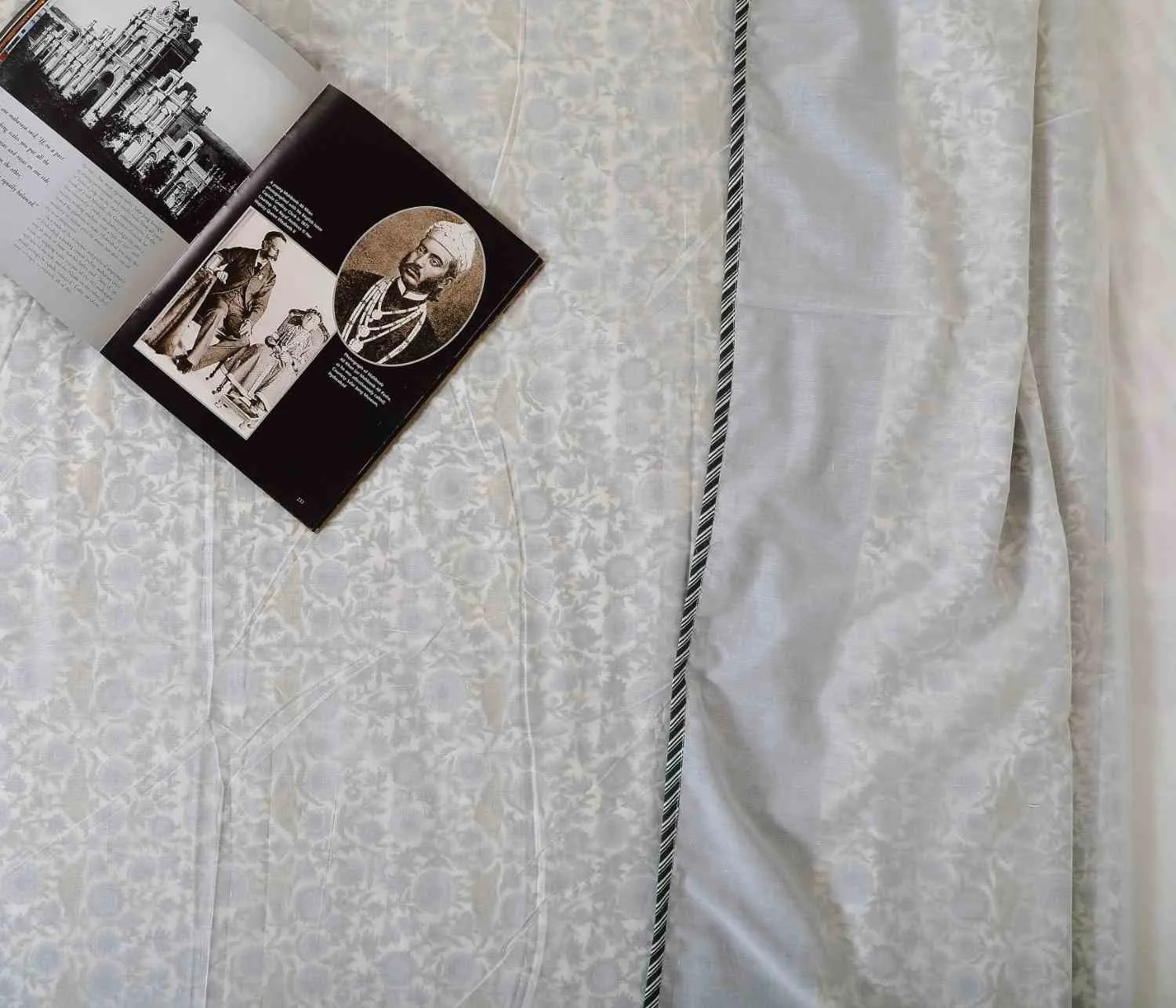 Frost Fern Mulmul Dohar King - Image 3