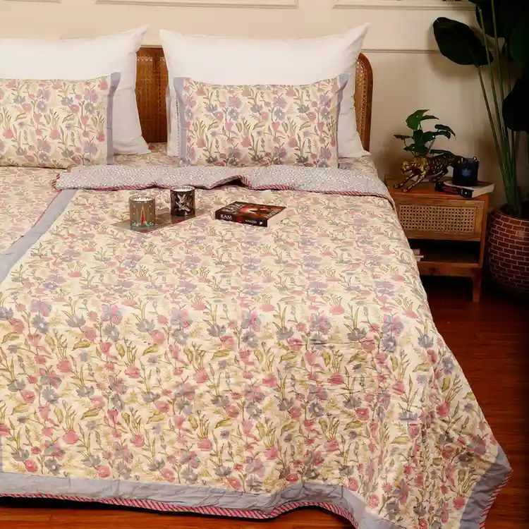 Pushpavali Quilt Single