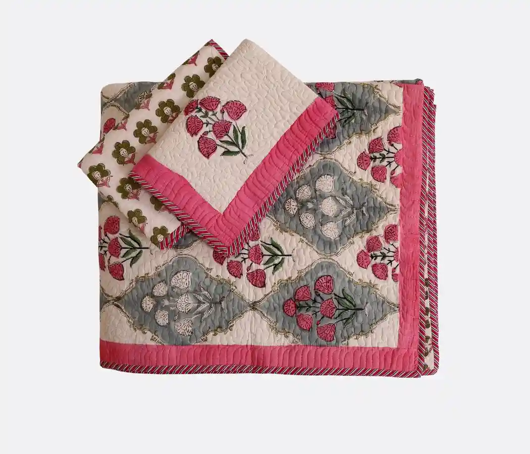 Grey Gold Bloom Quilted Bedcover King - Image 2