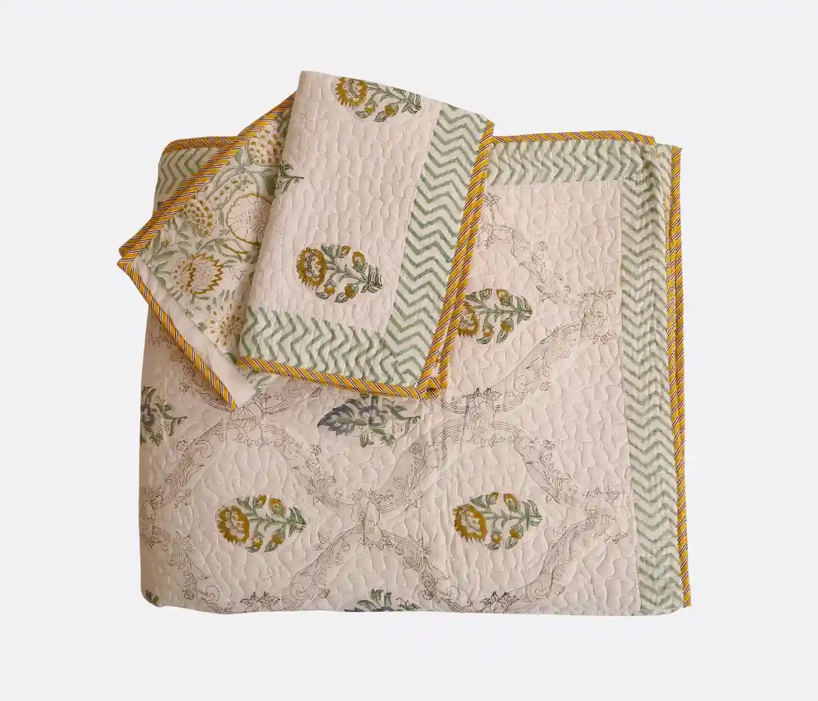 Sunlit Jaal Quilted Bedcover King - Image 2