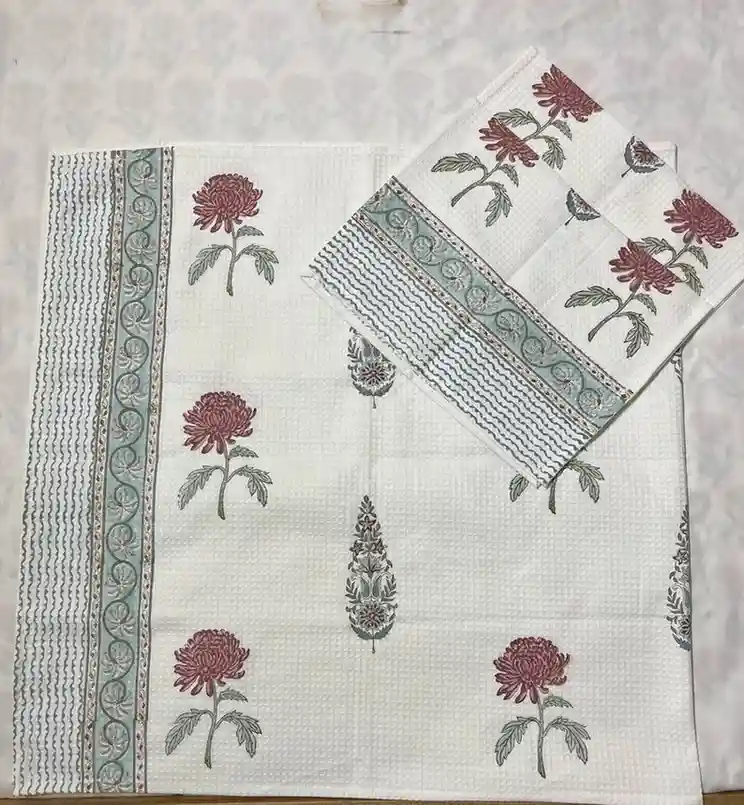 Ruby Woods Towel Set