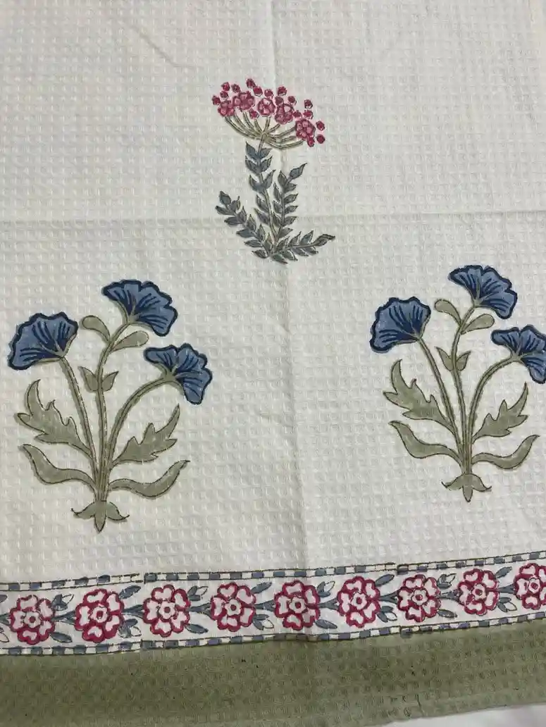 Bluebell Bloom Hand Towel - Image 2