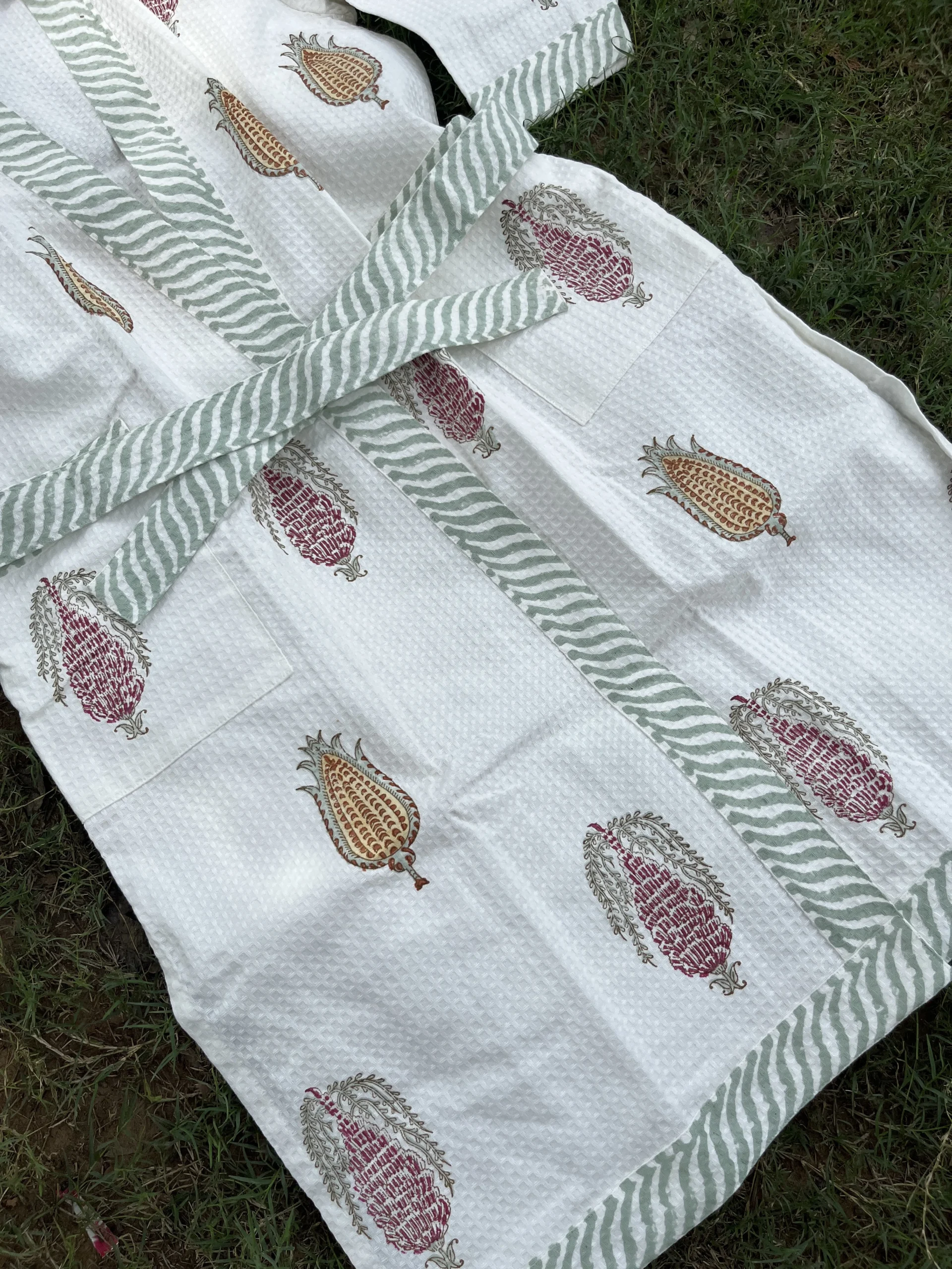 Mehak Wrap Handblock Bathrobe