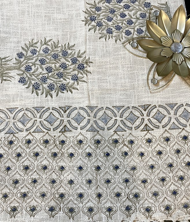 Tarkashi Handloom Table Runner