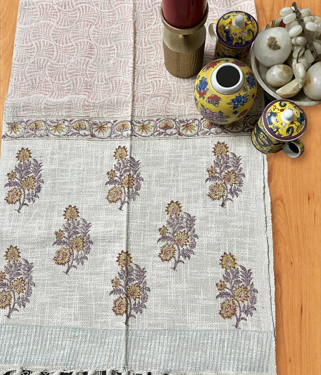 Shaheen Handloom Tablerunner - Image 3