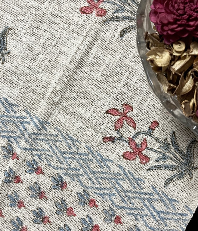 Bloomeh Handloom Table Runner - Image 3